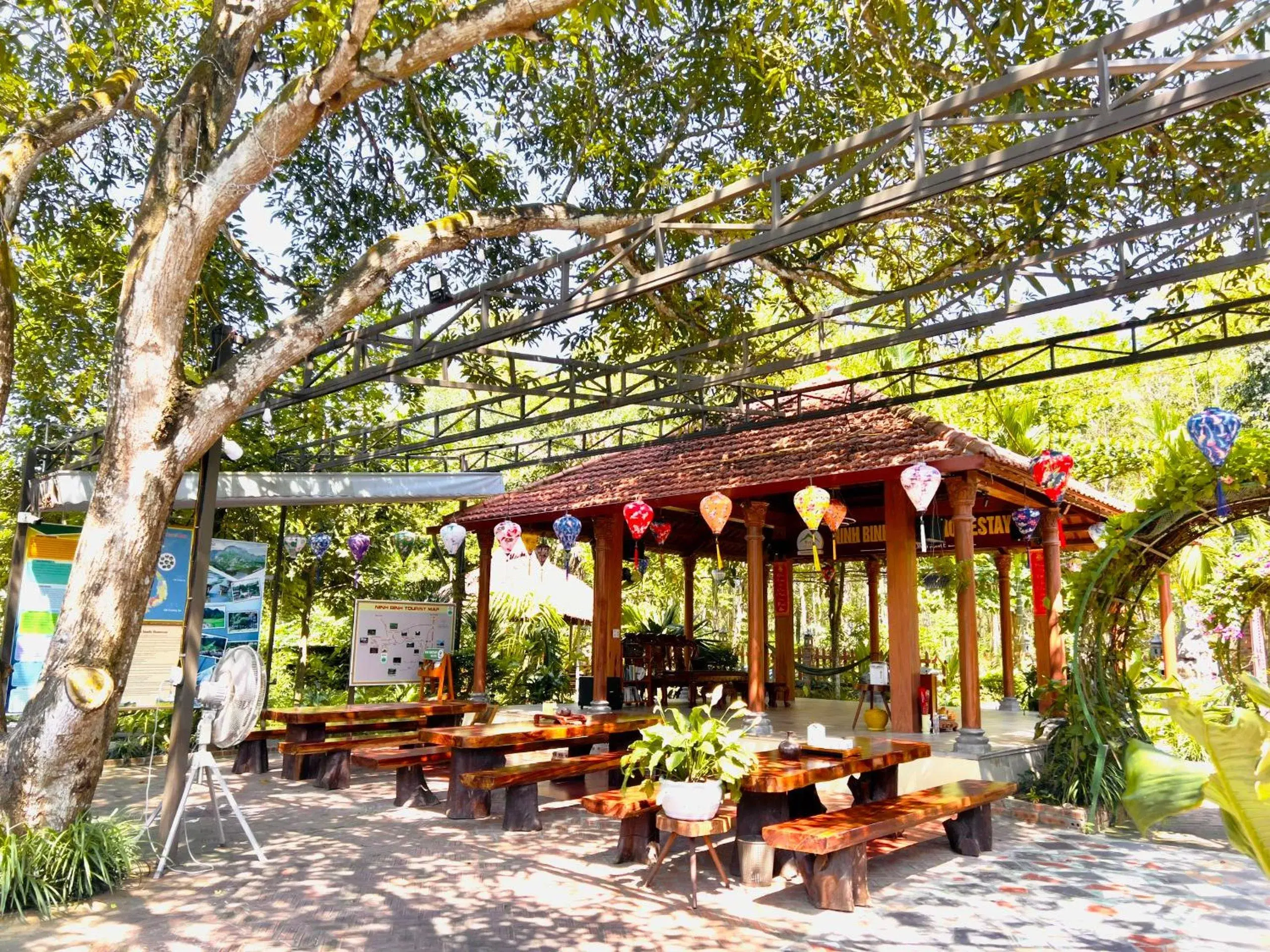 Restaurant/places to eat in Ninh Binh Family Homestay Restaurant/places to eat in Ninh Binh Family Homestay