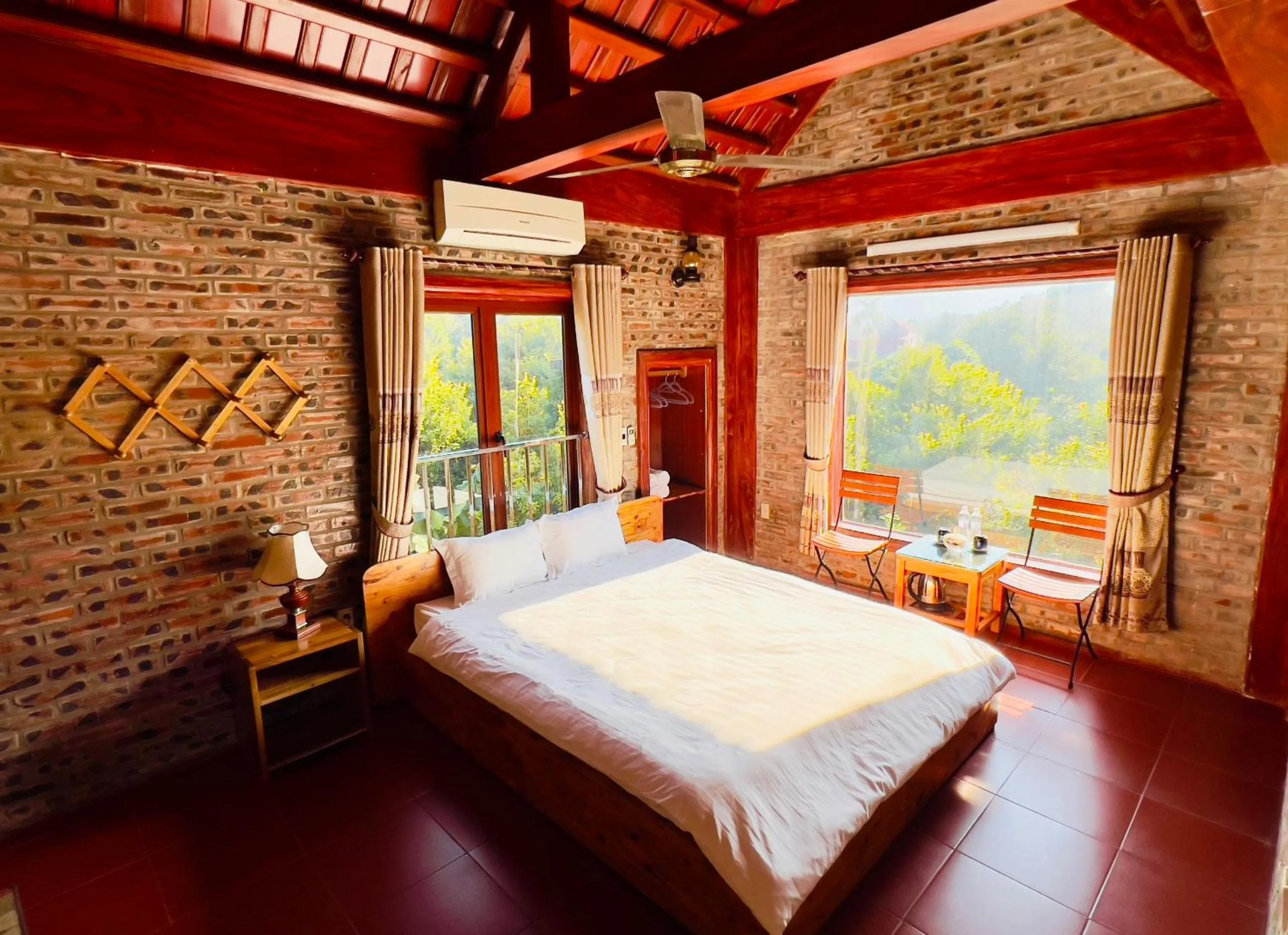 Bed in Ninh Binh Family Homestay