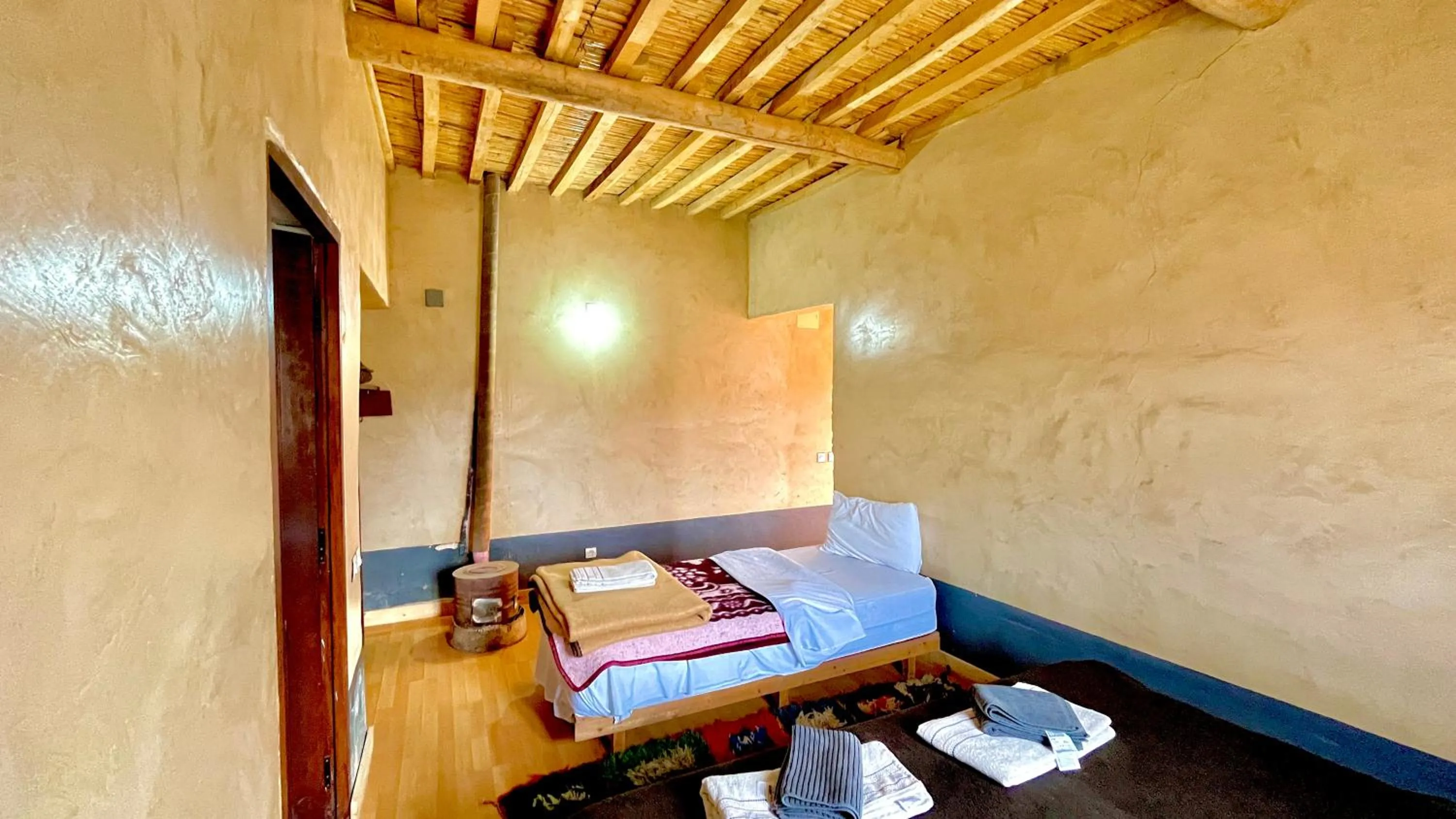 Bed in Kasbah Restaurant Citoyenne