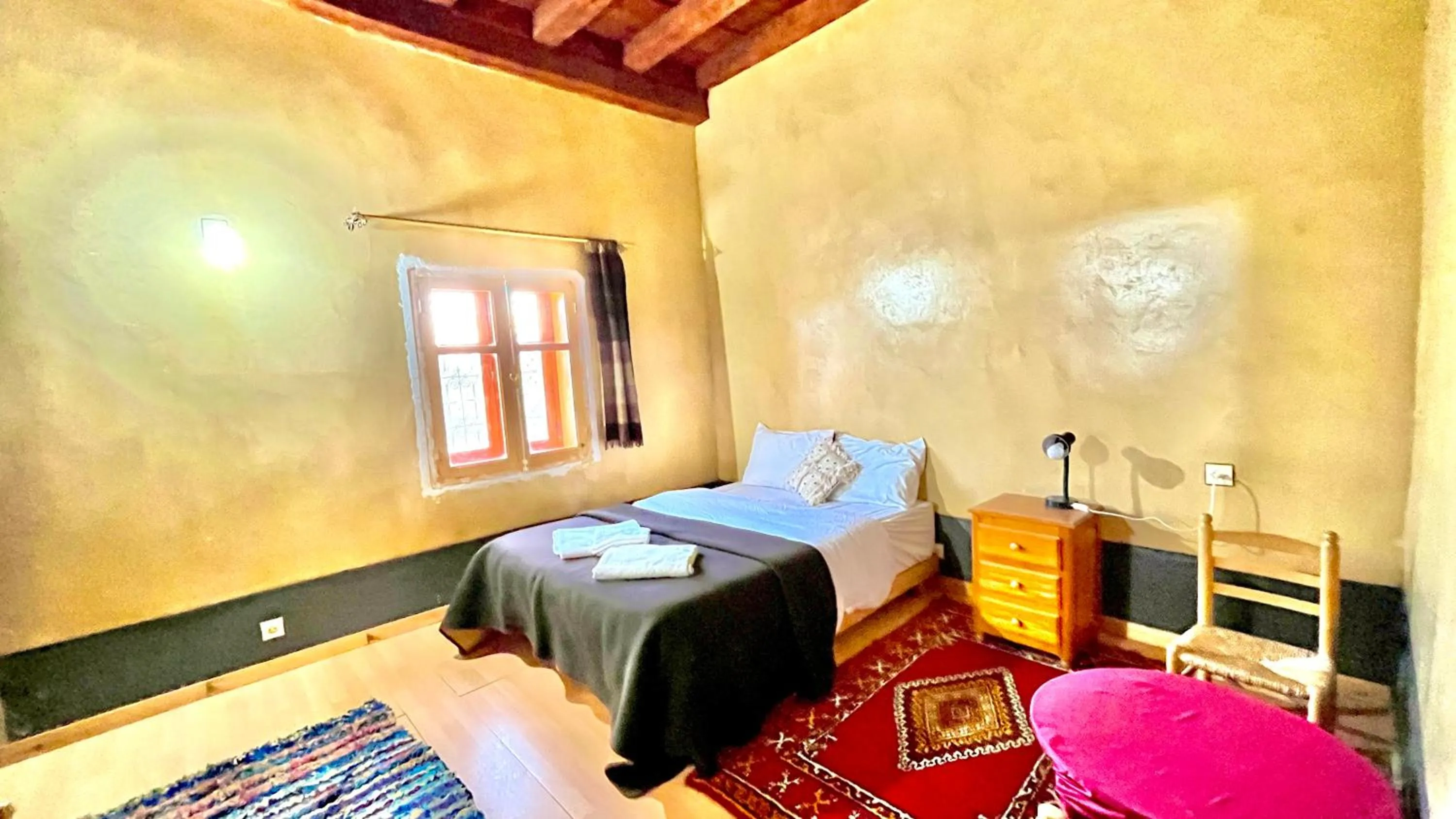 Bed in Kasbah Restaurant Citoyenne