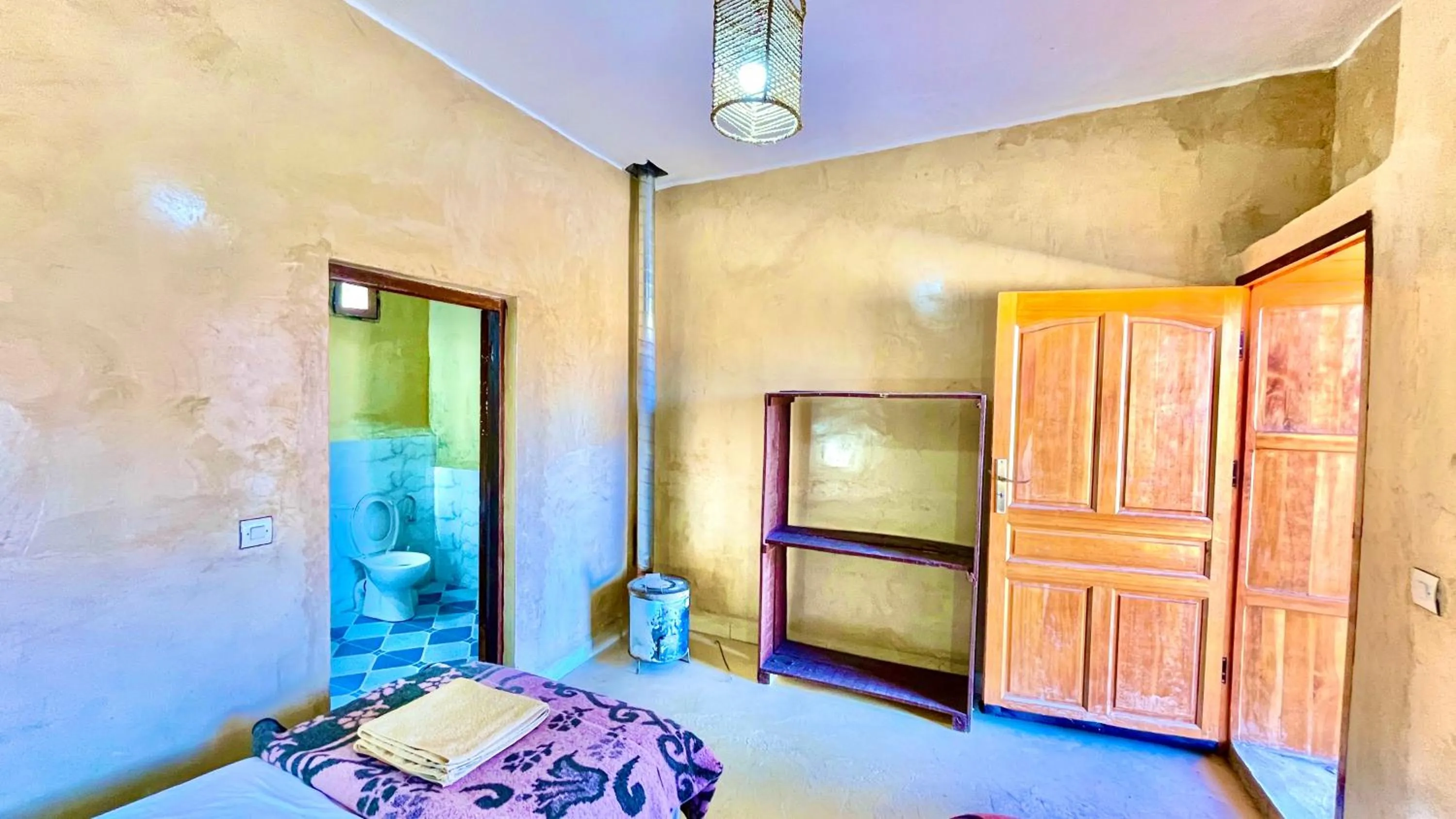 Bed in Kasbah Restaurant Citoyenne