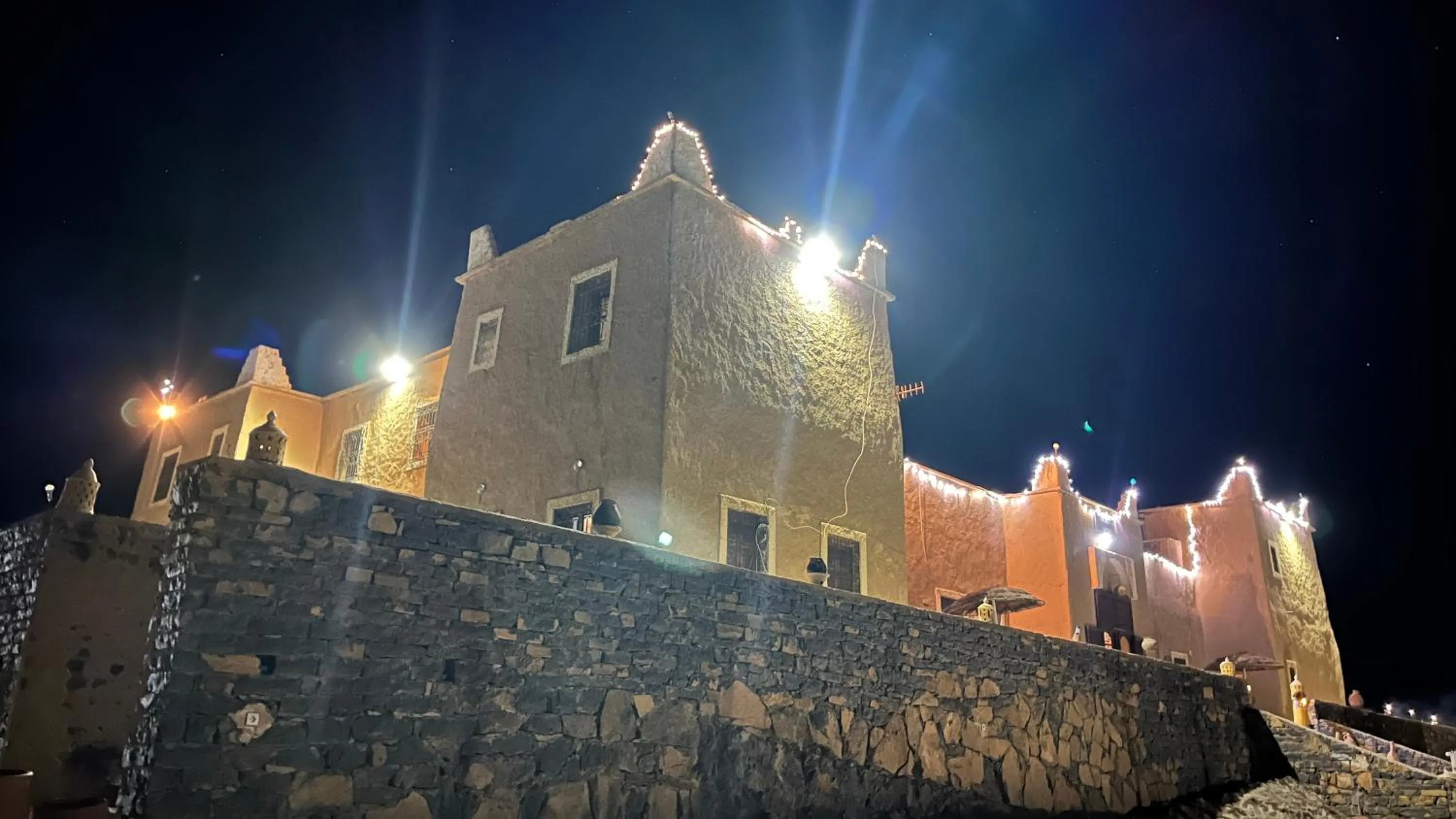 Night in Kasbah Restaurant Citoyenne