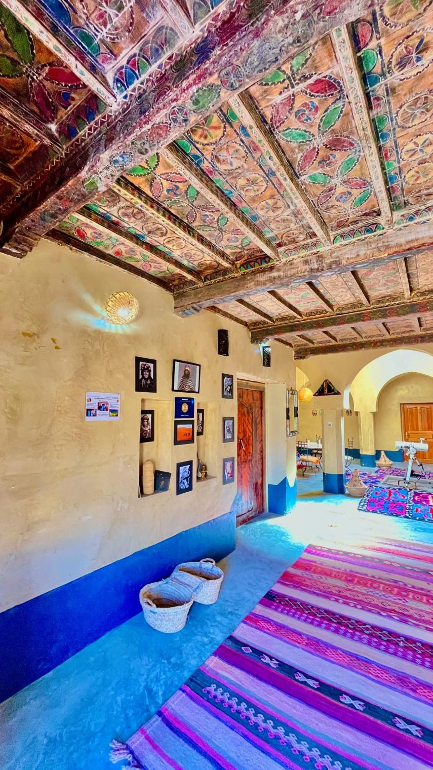 Living room, Bed in Kasbah Restaurant Citoyenne