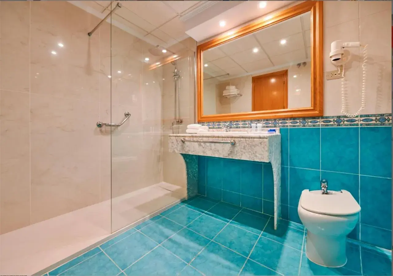 Superior Double Room in Hotel Juan de la Cosa Superior Double Room in Hotel Juan de la Cosa