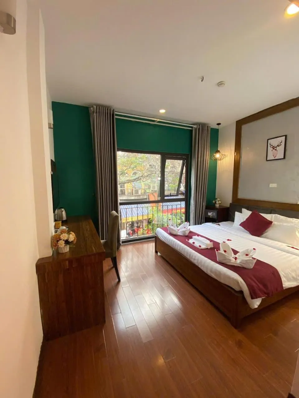 Property building, Bed in NT Elysian hotel