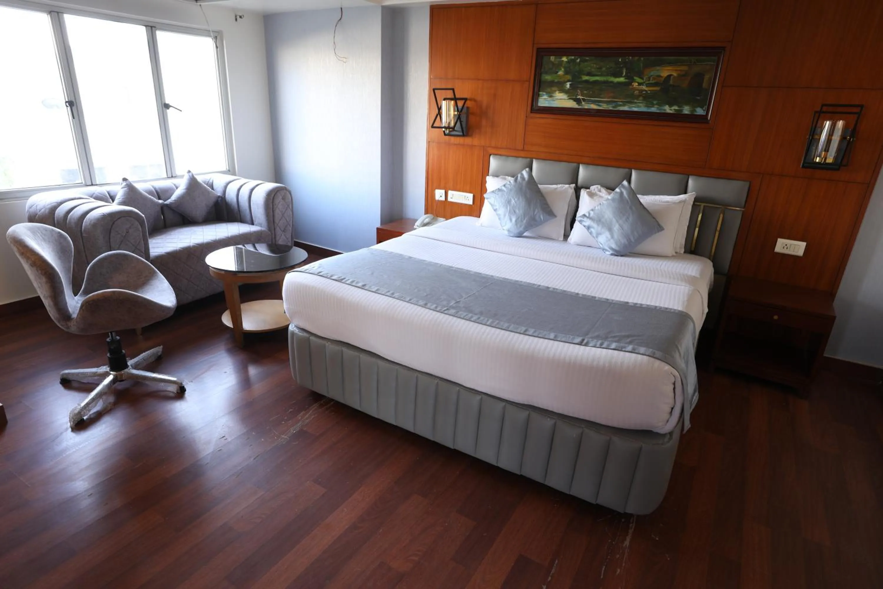 Bedroom, Bed in Eastin Hotels- Madhapur