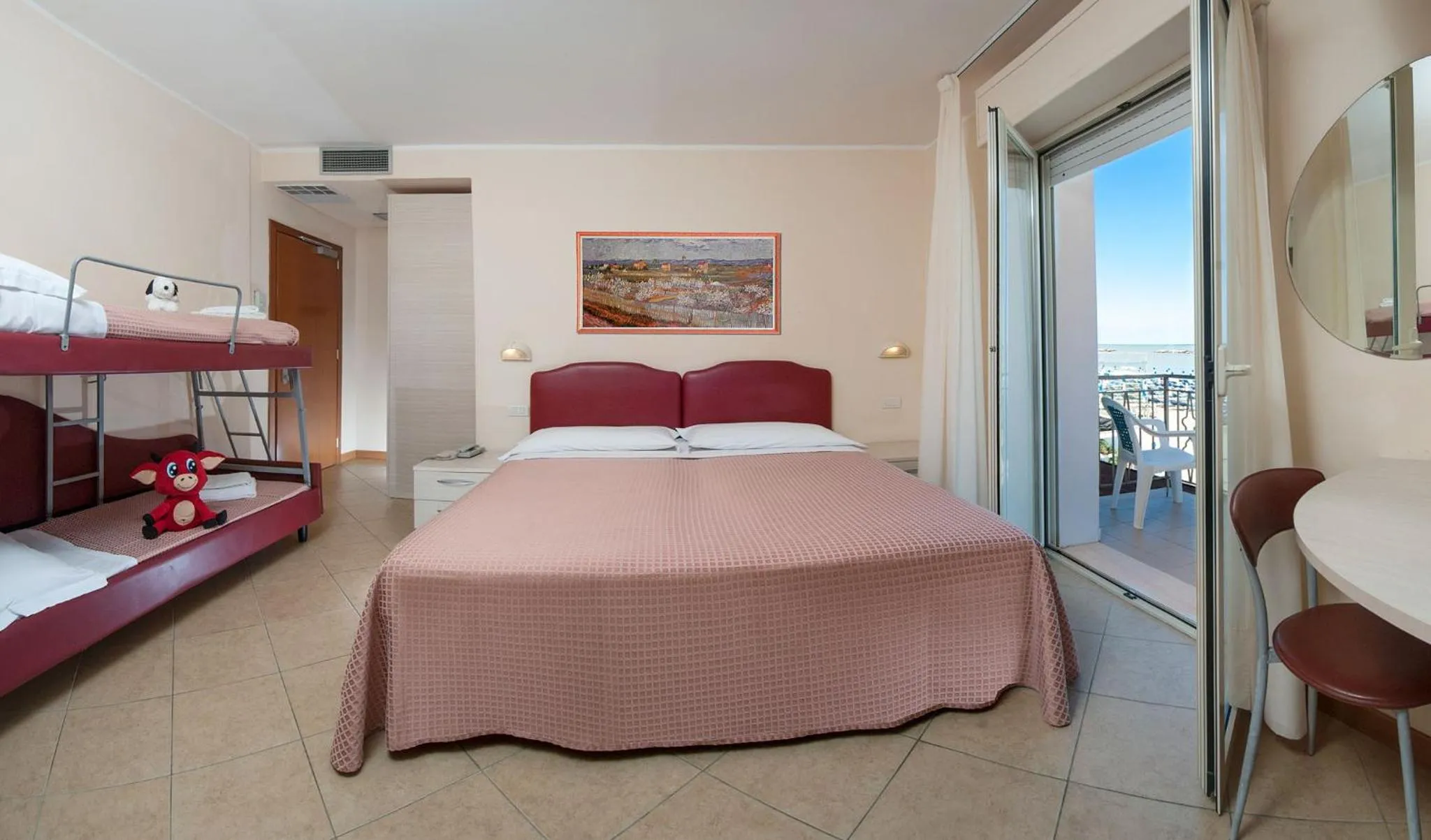 bunk bed, Bed in Hotel Souvenir