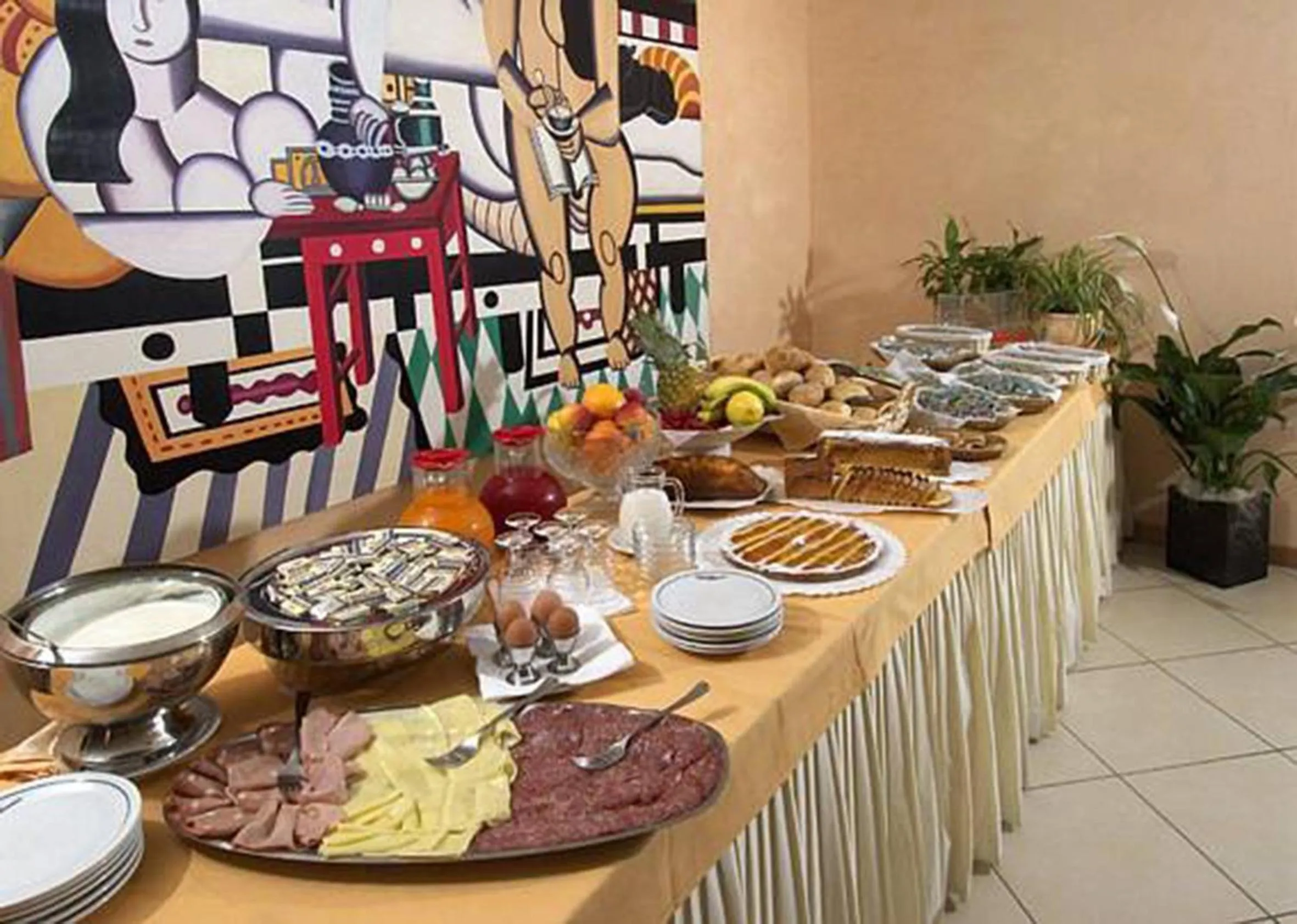 Food in Hotel Souvenir