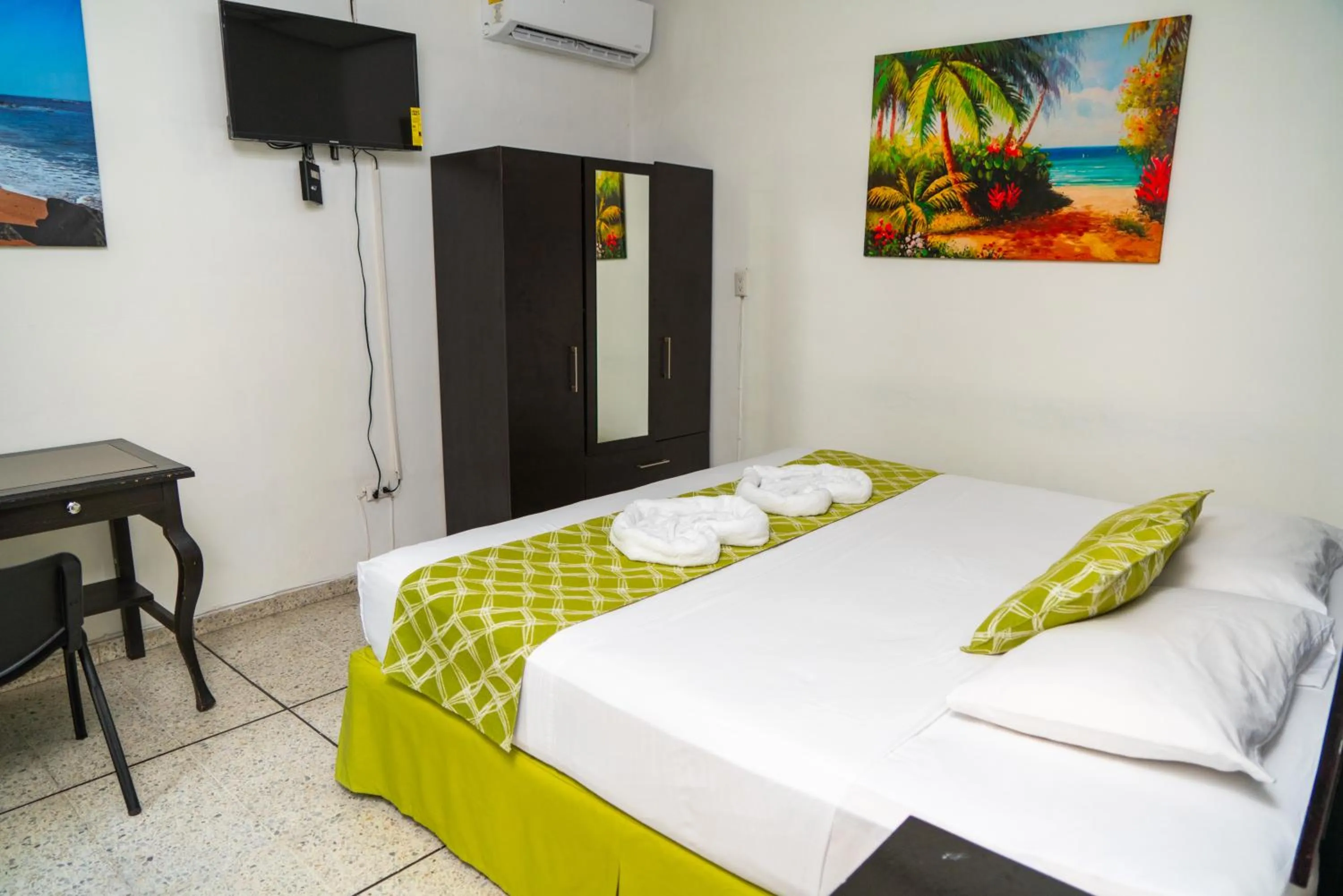 Bed in Suites & Apartments San Benito - Zona Rosa