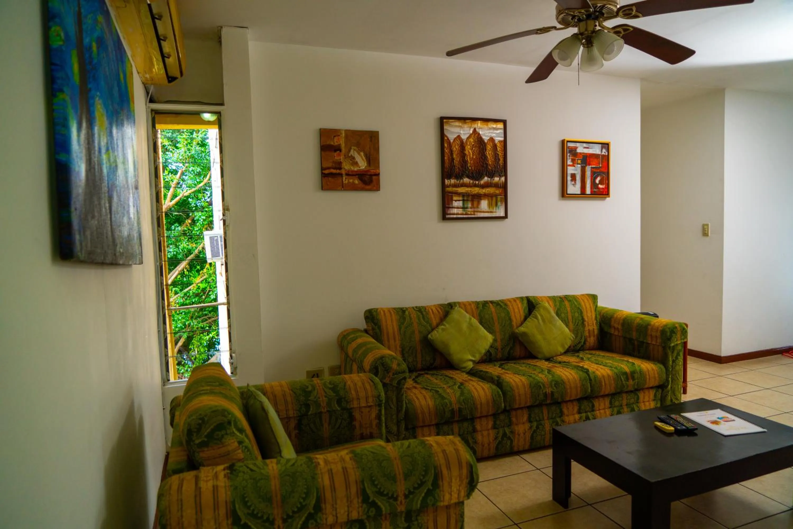 Living room in Suites & Apartments San Benito - Zona Rosa