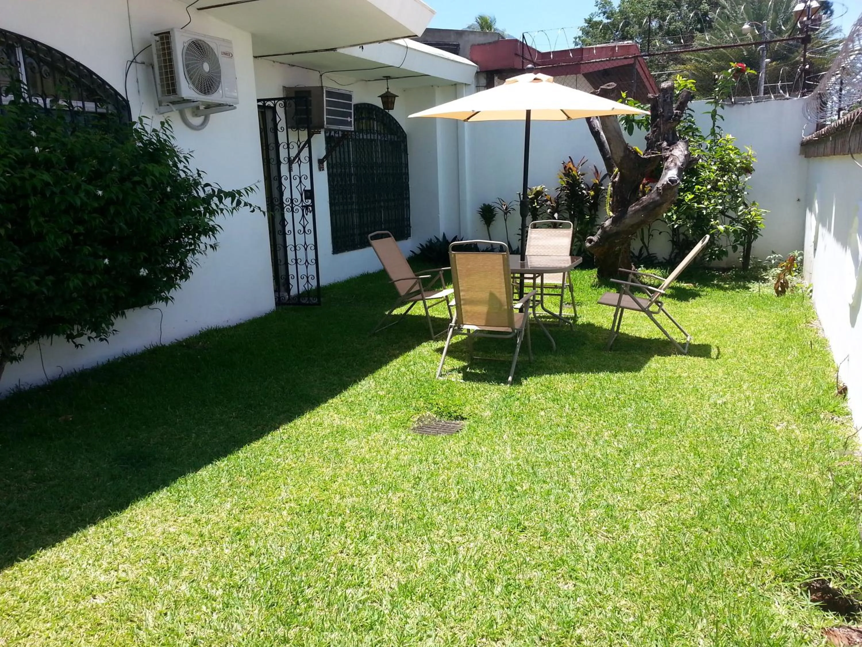 Garden in Suites & Apartments San Benito - Zona Rosa
