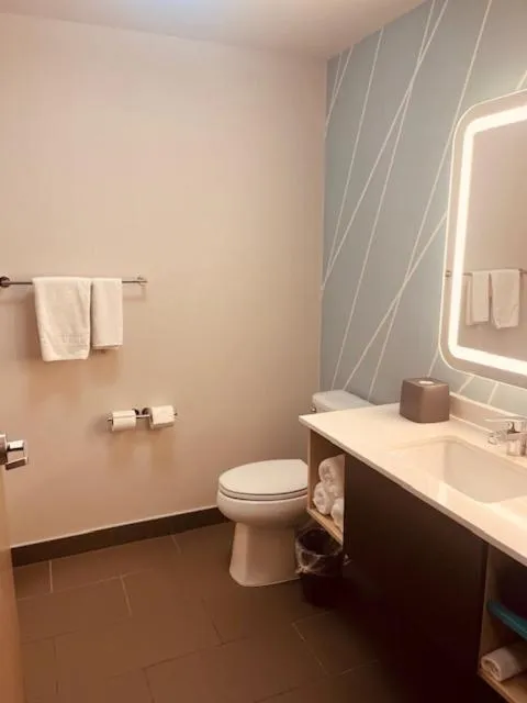 Bathroom in avid hotel Austin - Round Rock South