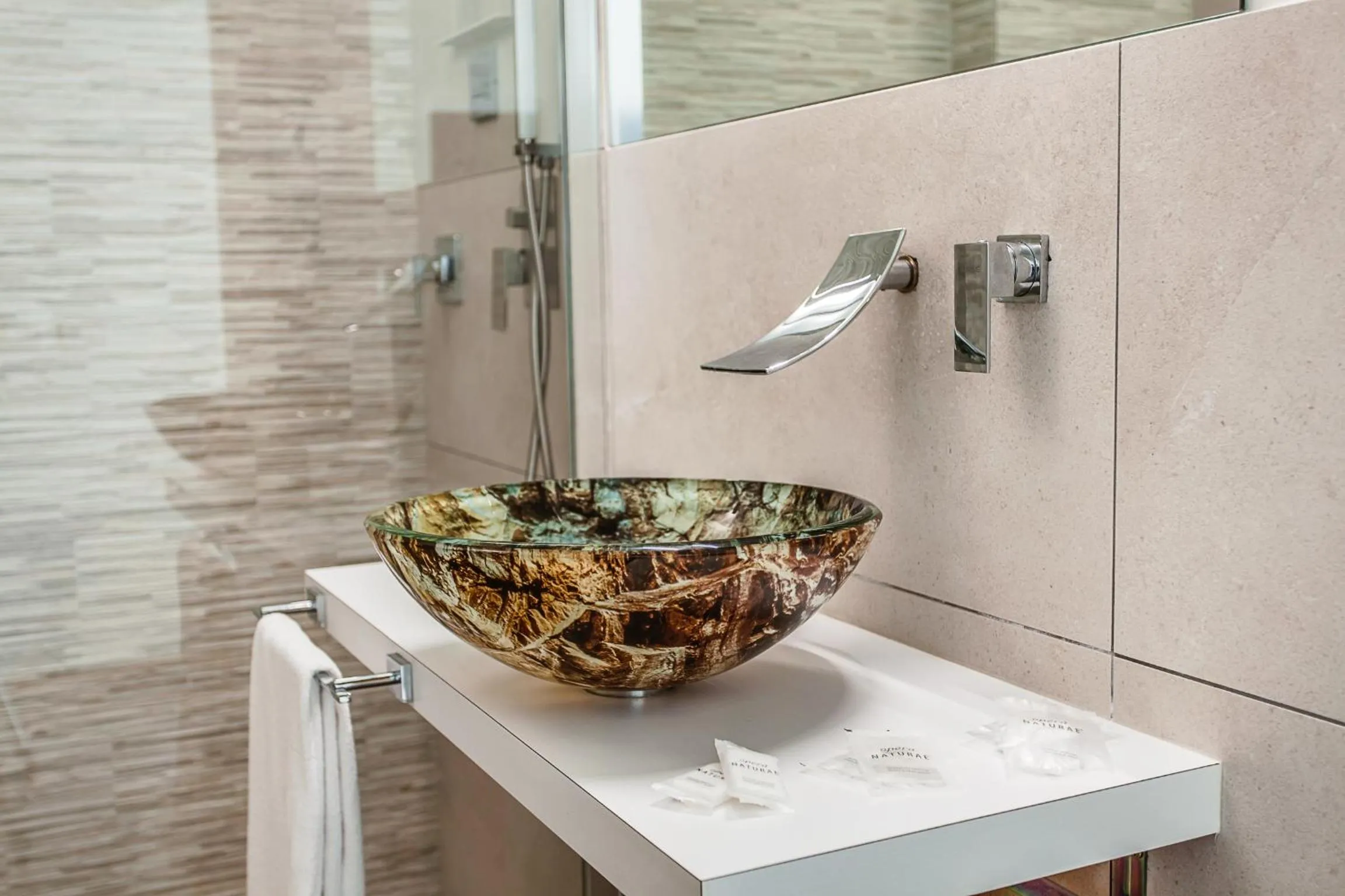 Bathroom in Hotel Asiago Beach