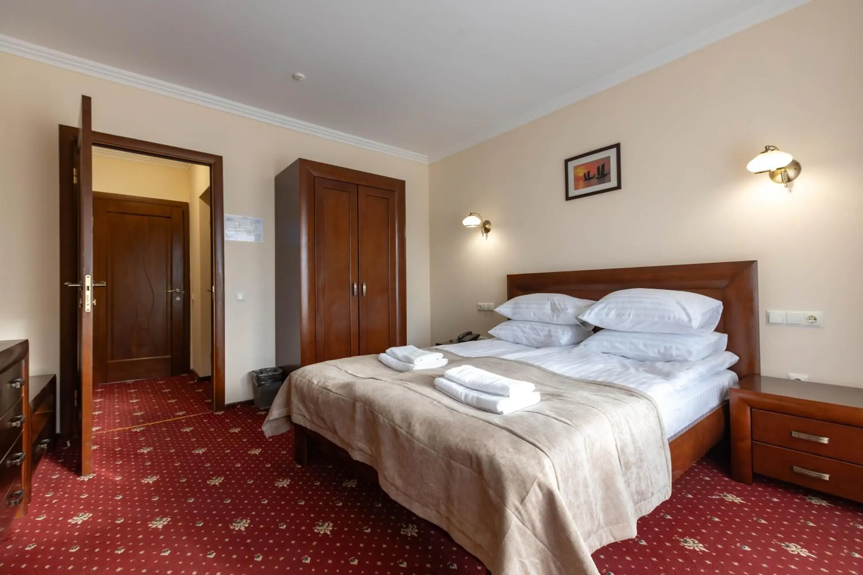 Deluxe Double Room in Dvorik Leva Deluxe Double Room in Dvorik Leva