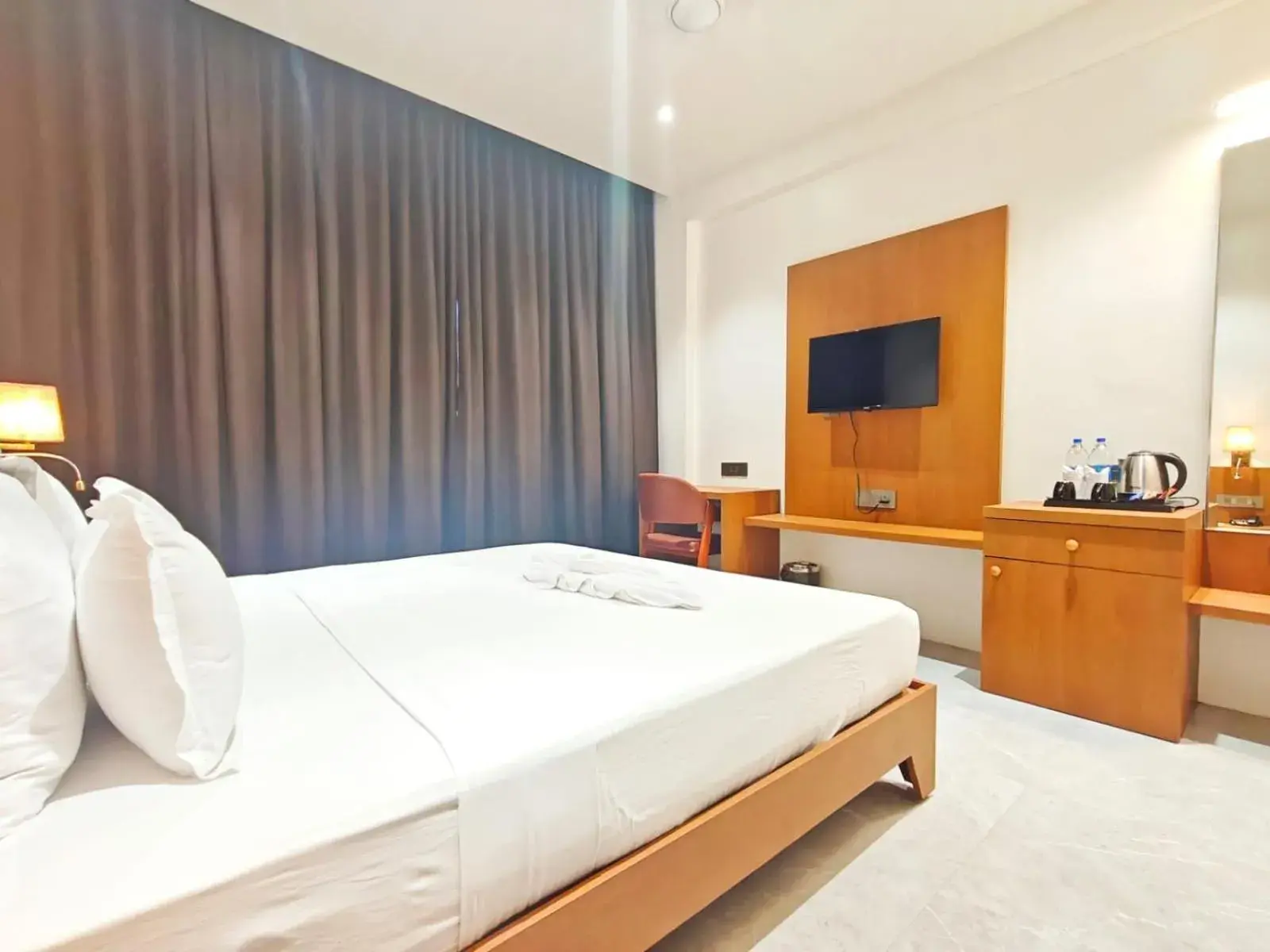 Bedroom, Bed in The S Crown Somnath Bedroom, Bed in The S Crown Somnath