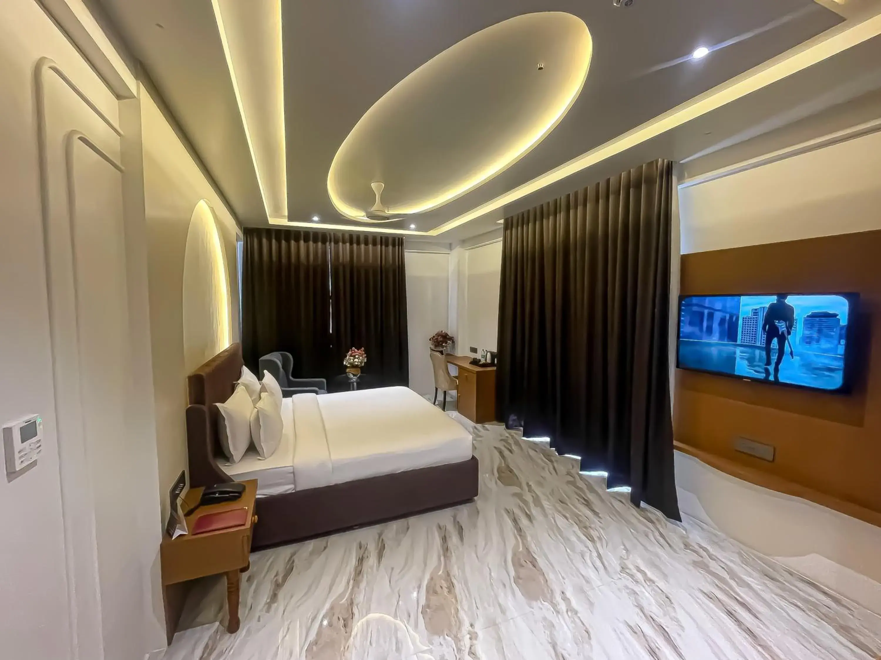 Photo of the whole room, Bed in The S Crown Somnath Photo of the whole room, Bed in The S Crown Somnath