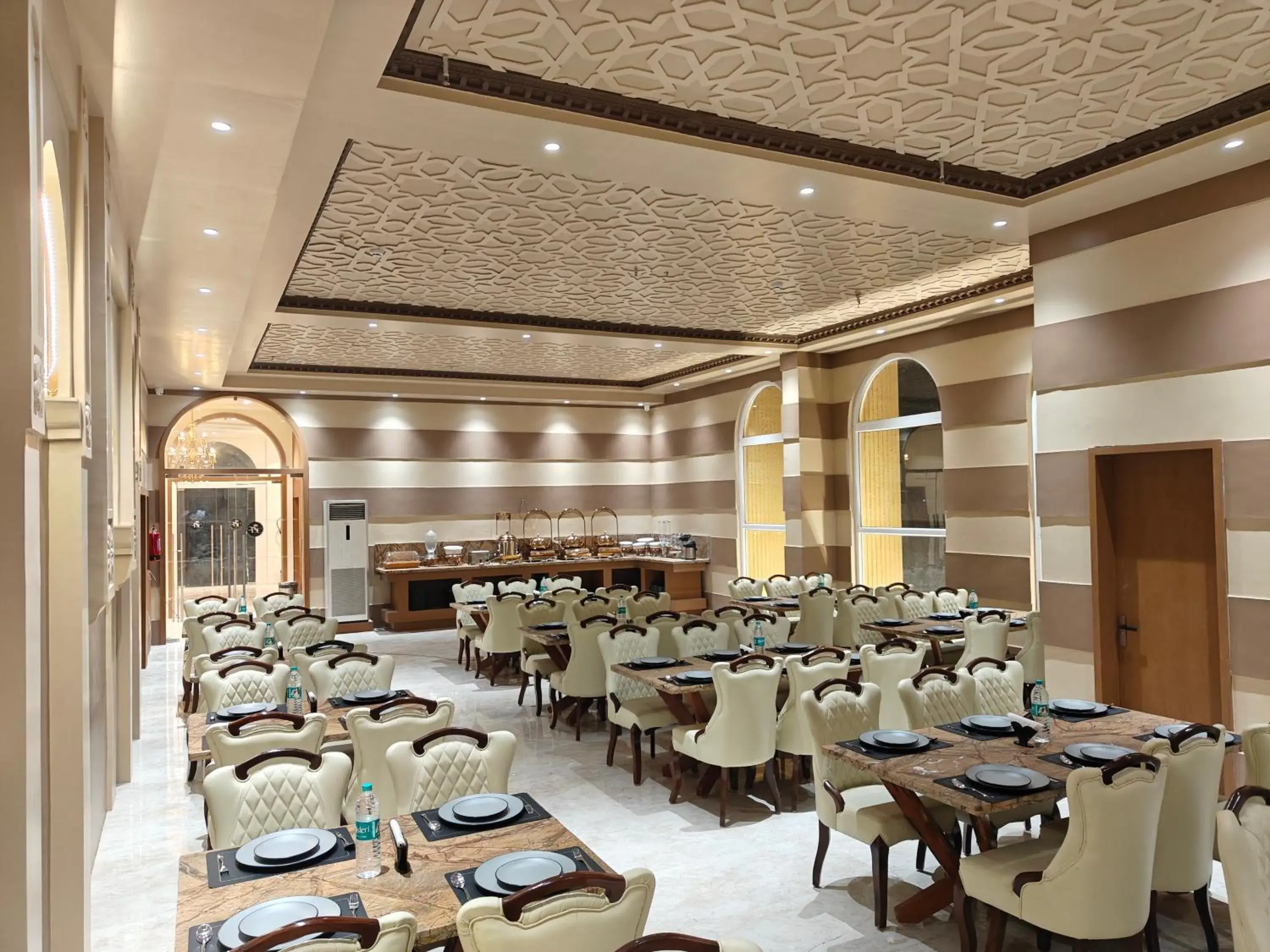 Restaurant/places to eat in The S Crown Somnath Restaurant/places to eat in The S Crown Somnath