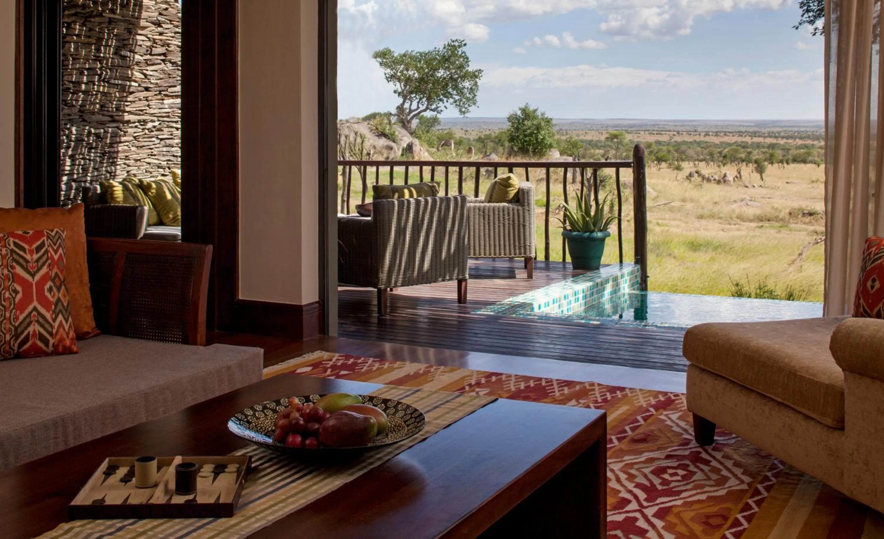 Living room in Four Seasons Safari Lodge Serengeti