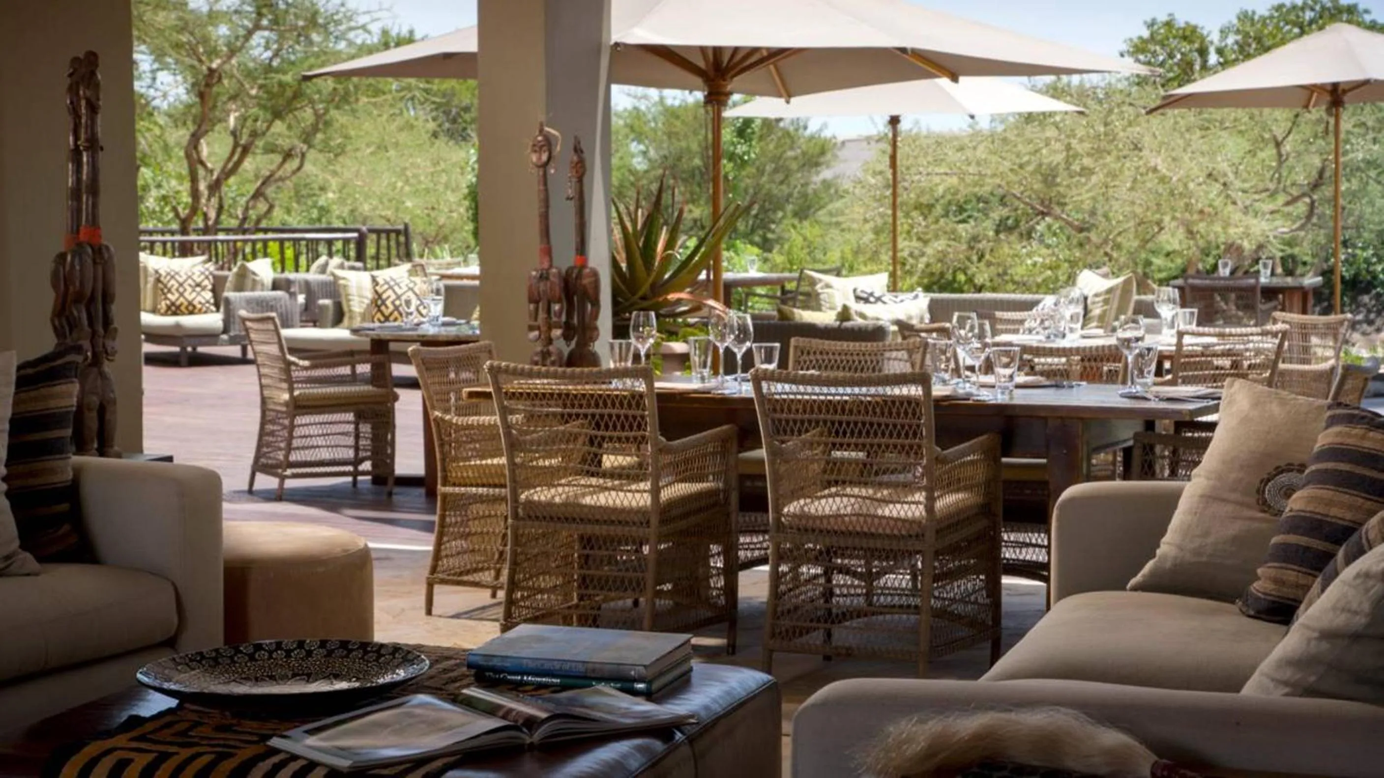 Restaurant/places to eat in Four Seasons Safari Lodge Serengeti