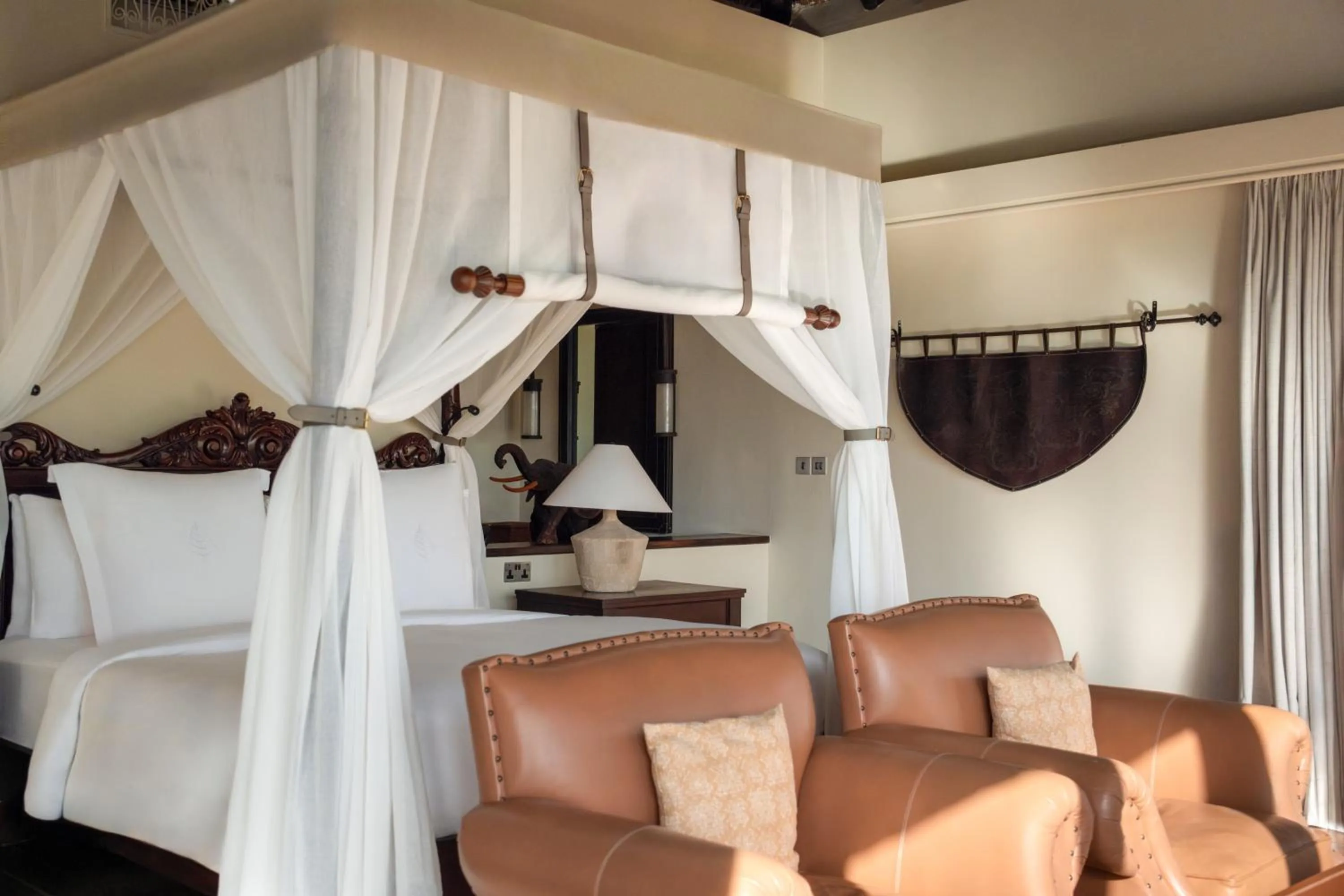 Bed in Four Seasons Safari Lodge Serengeti