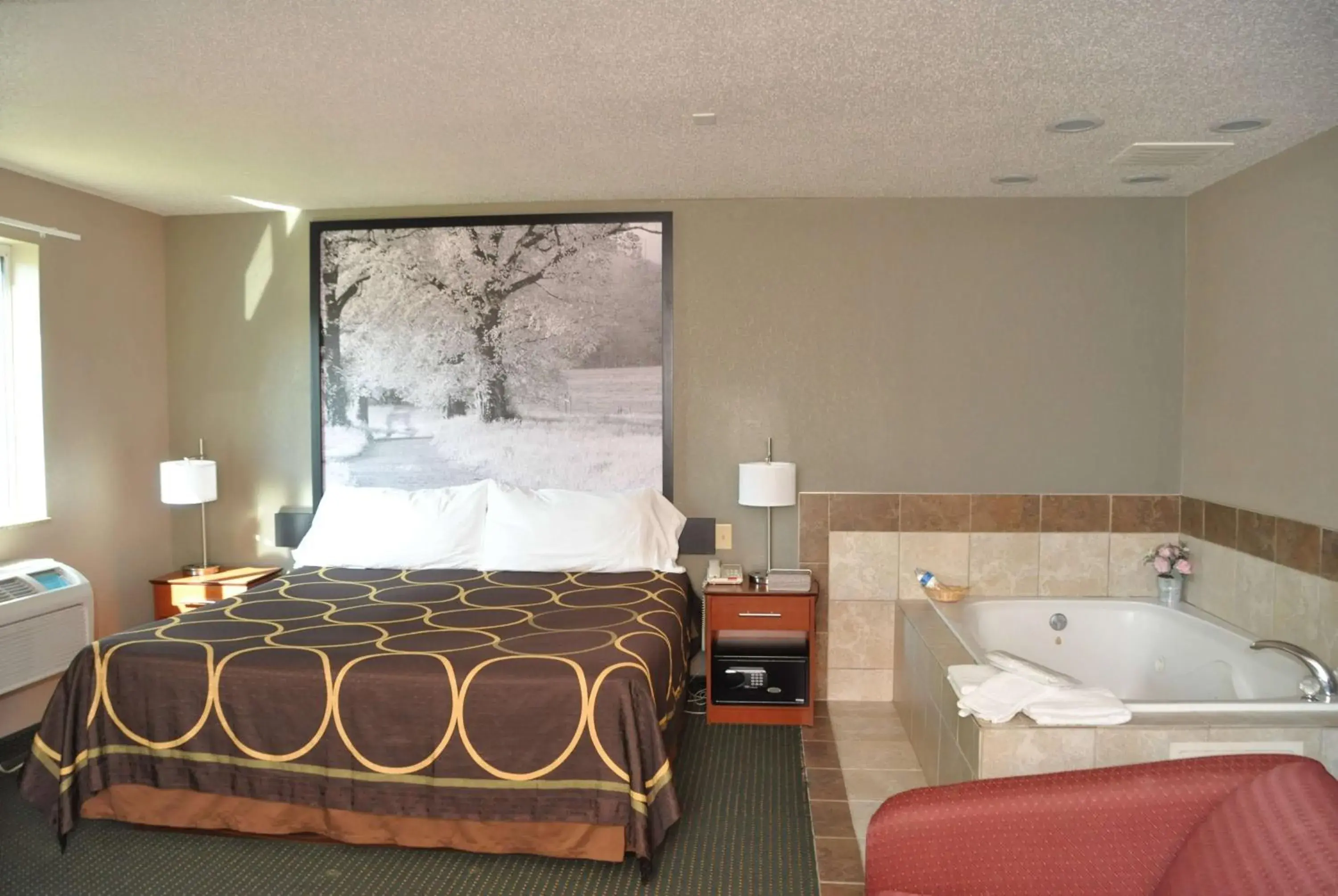 Photo of the whole room, Bed in Super 8 by Wyndham Clearfield Photo of the whole room, Bed in Super 8 by Wyndham Clearfield