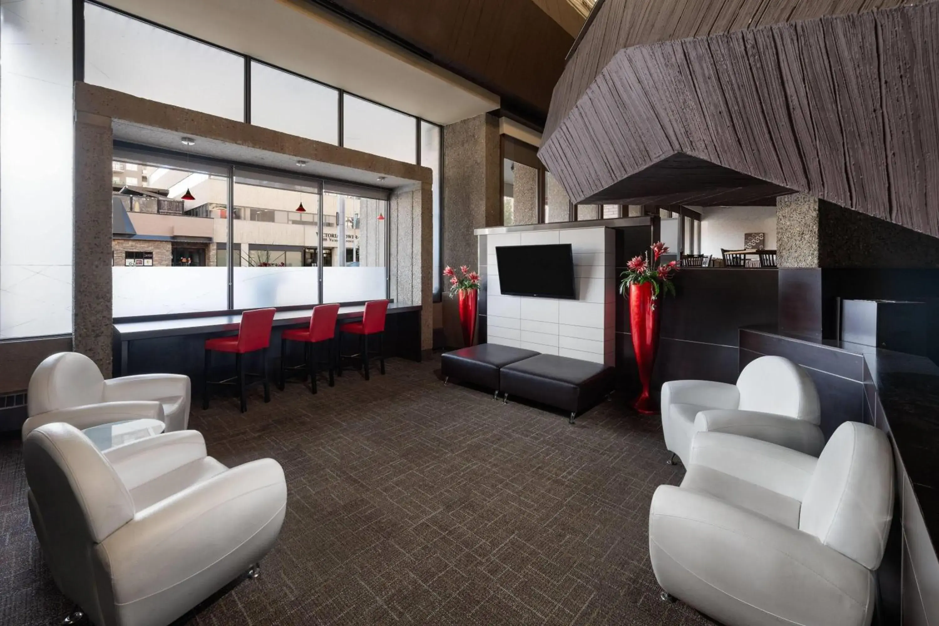 Lobby or reception in Ramada Plaza by Wyndham Regina Downtown Lobby or reception in Ramada Plaza by Wyndham Regina Downtown