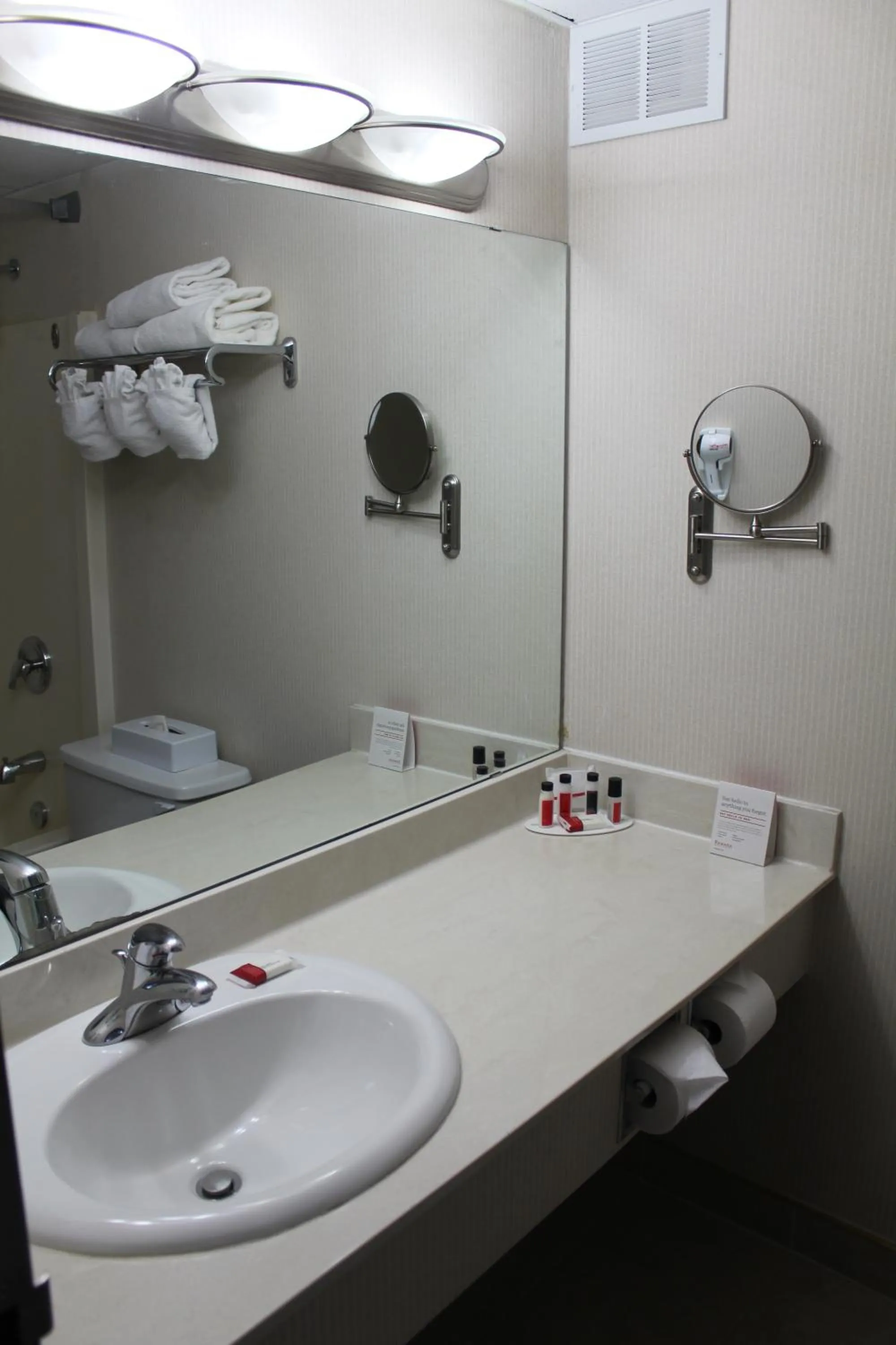 Ramada Plaza by Wyndham Regina Downtown