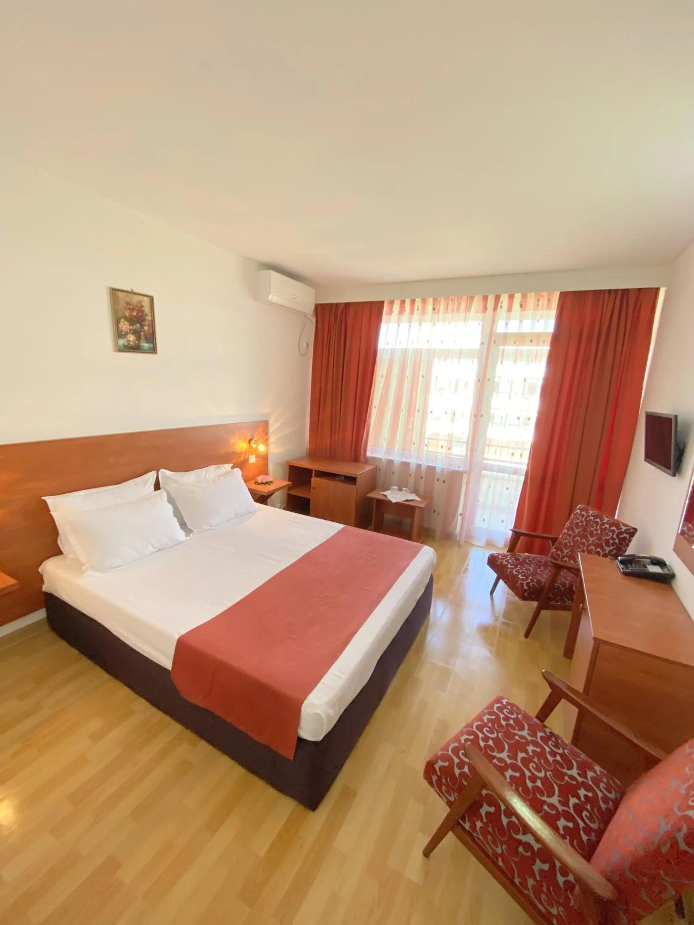 Bed in Hotel Tomis Neptun