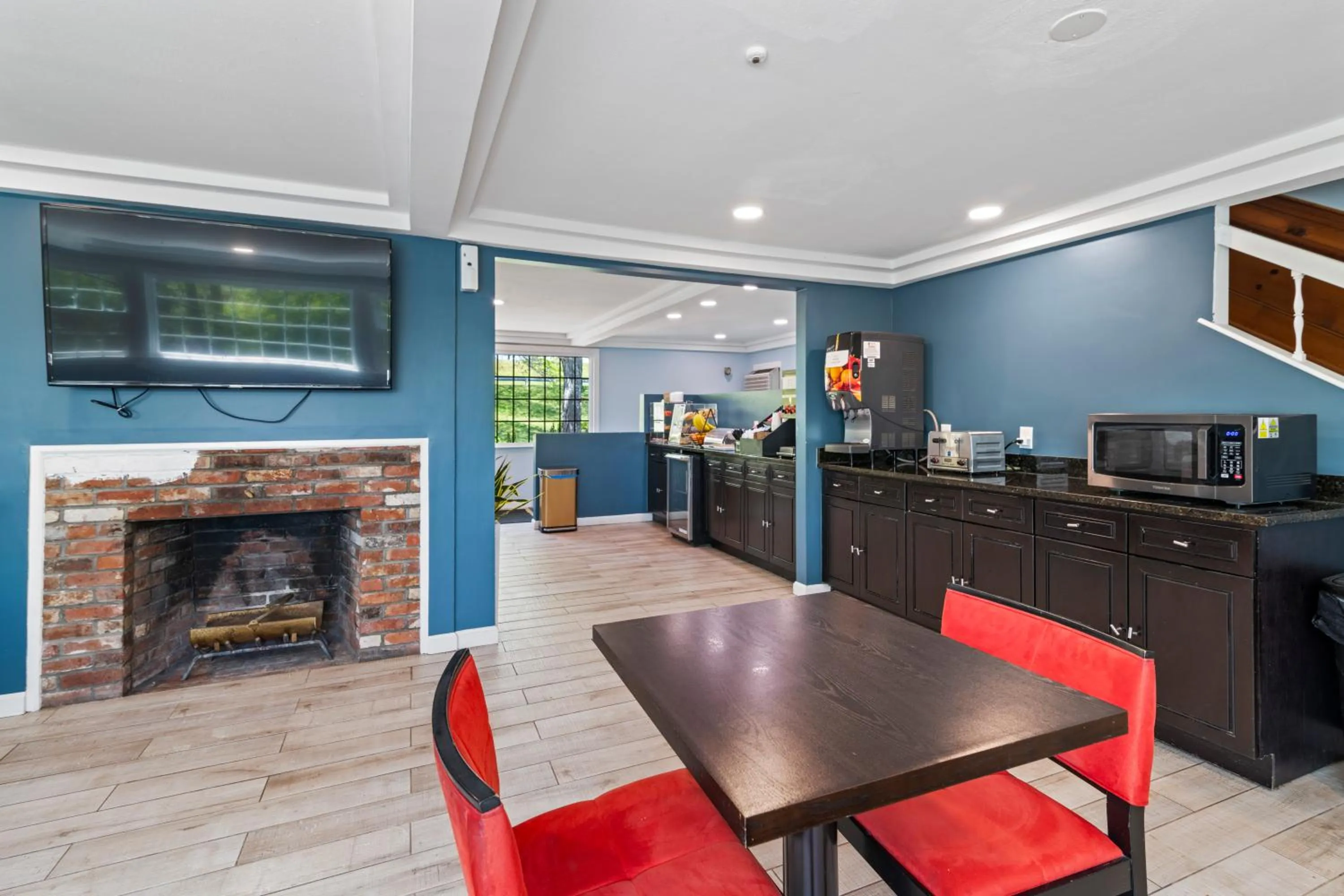 Coffee/tea facilities in Knight's Inn Boston/Danvers