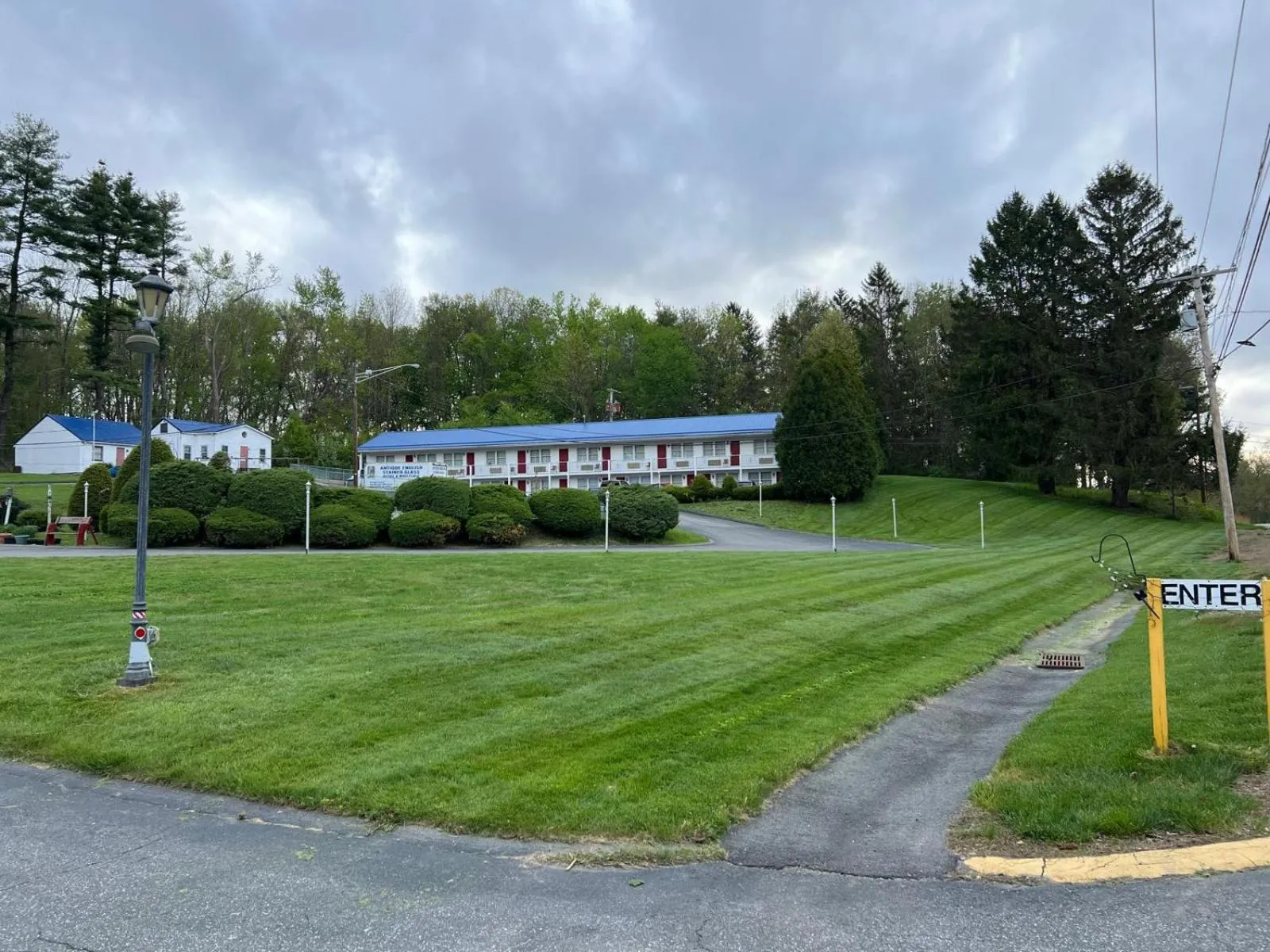 Economy Lodge 682 Main St Sturbridge