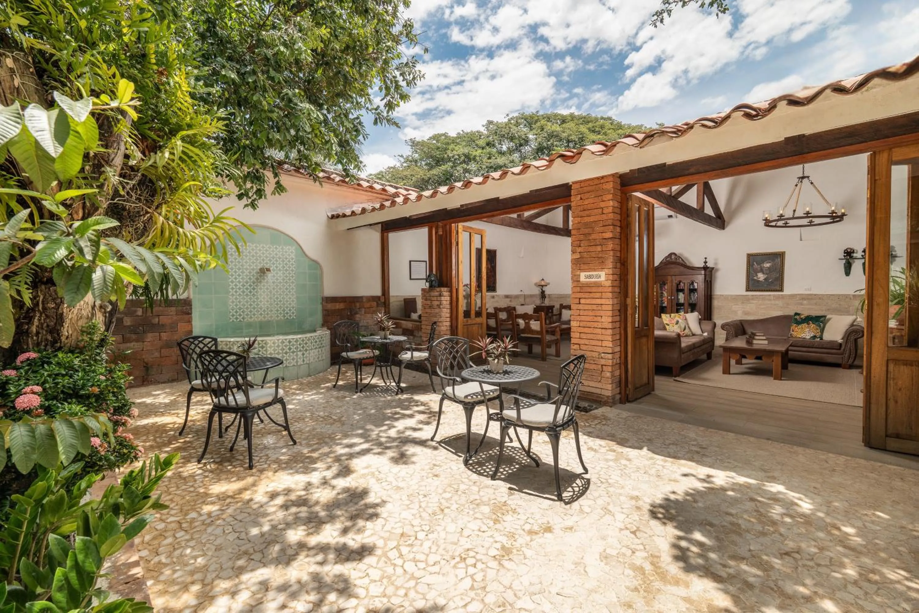 Patio in Casa Cedrela Hotel Boutique -Cauca Viejo- Mayores de 14 años