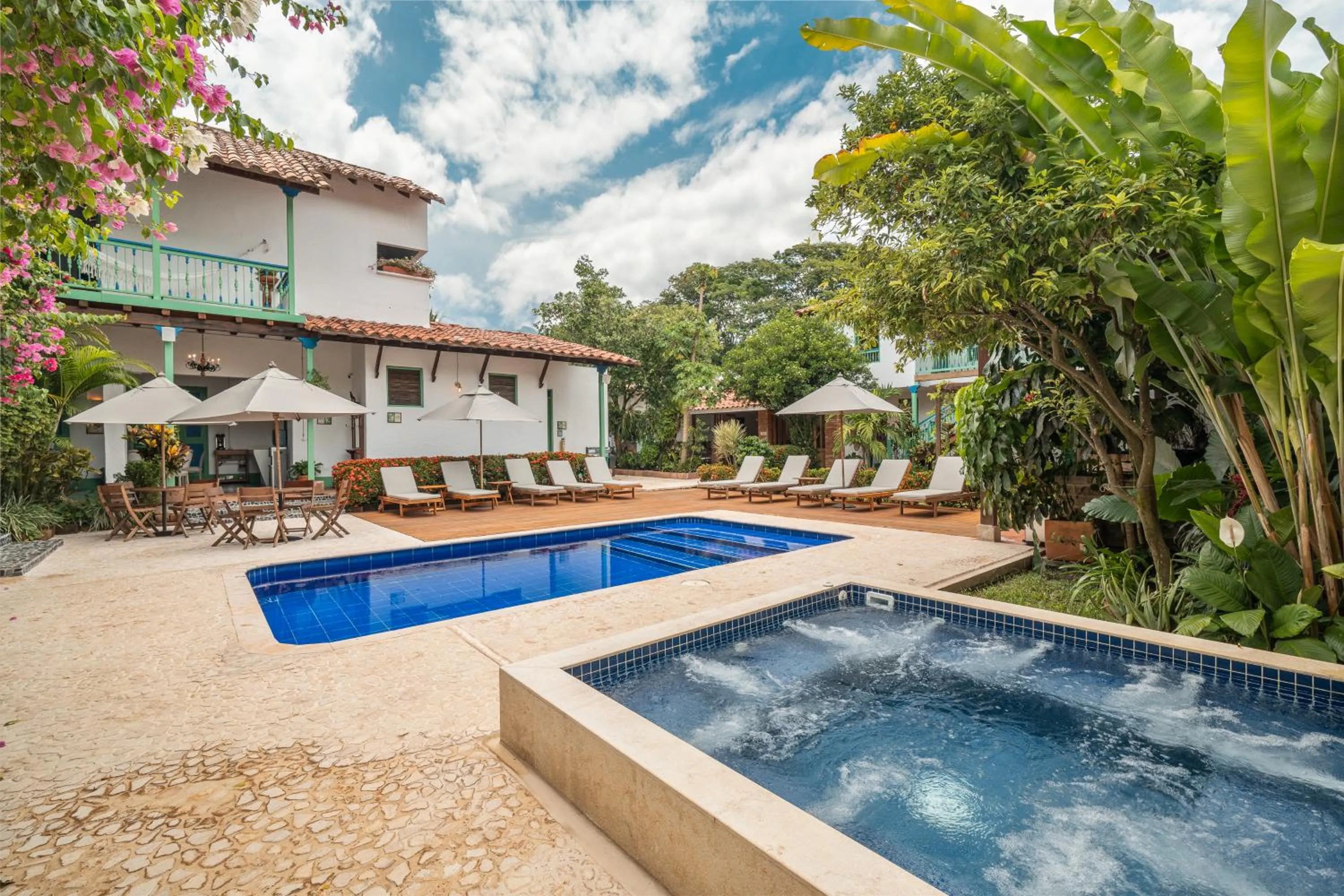Hot Tub in Casa Cedrela Hotel Boutique -Cauca Viejo- Mayores de 14 años