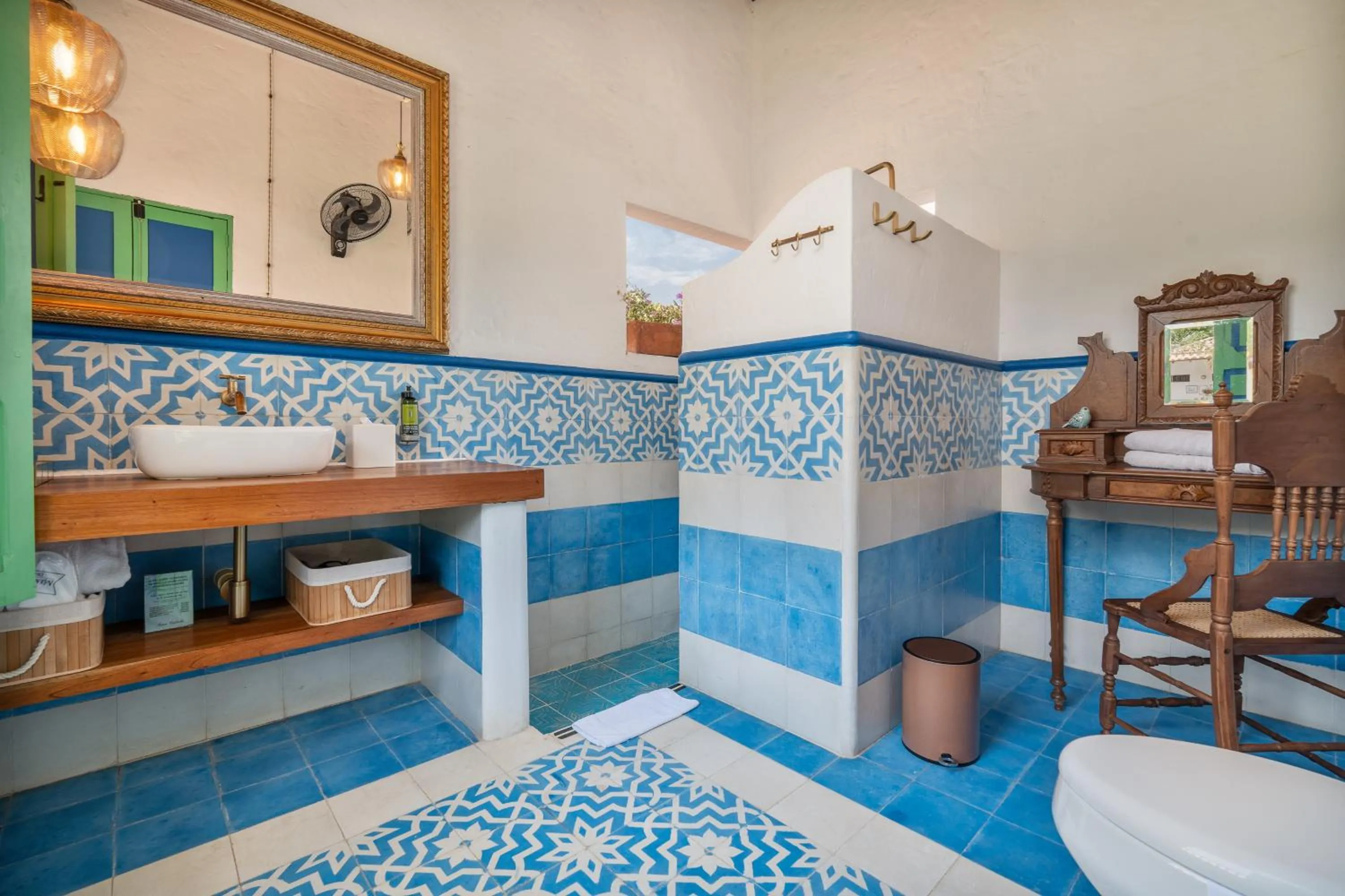 Bathroom in Casa Cedrela Hotel Boutique -Cauca Viejo- Mayores de 14 años