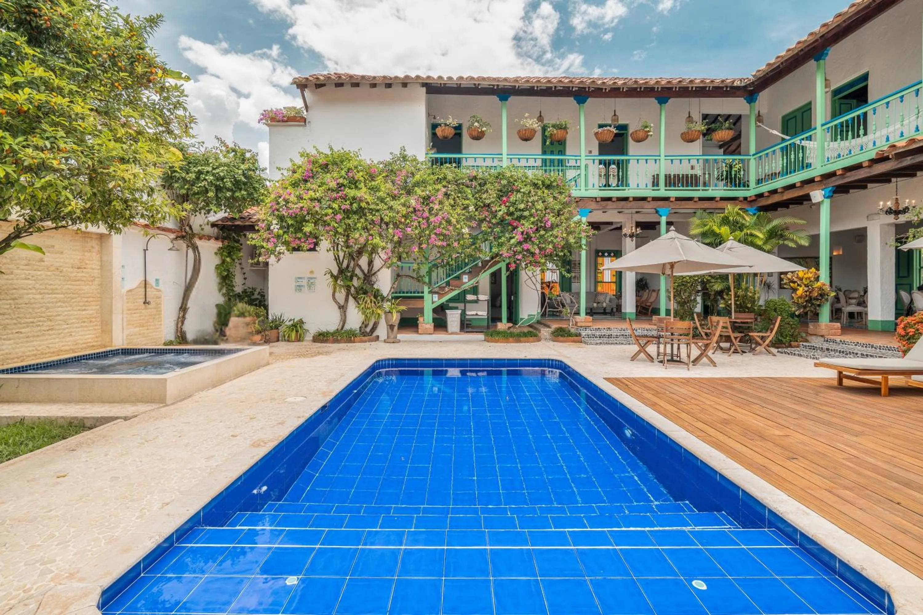 Day in Casa Cedrela Hotel Boutique -Cauca Viejo- Mayores de 14 años