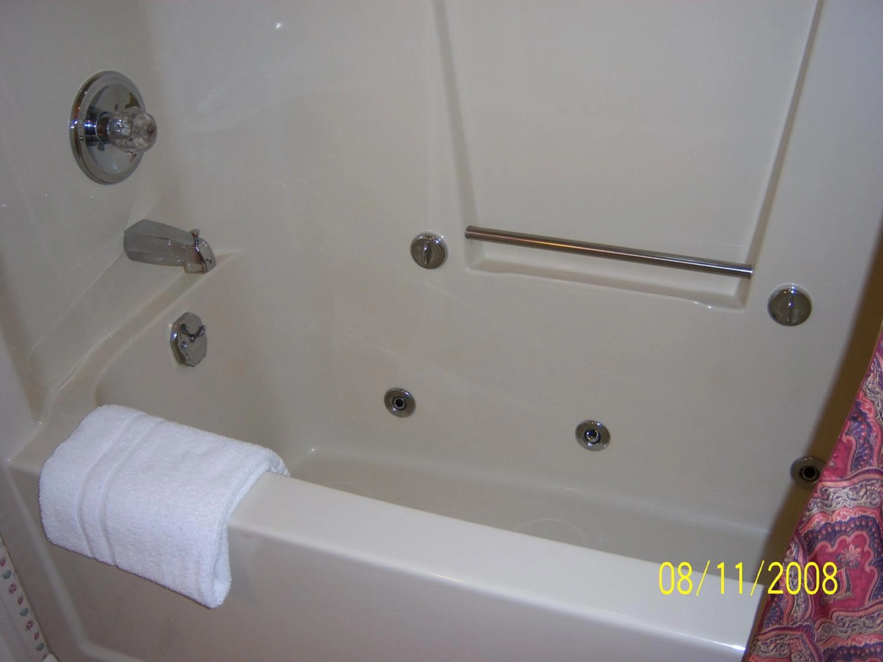 Bathroom in Travelers Inn Motel