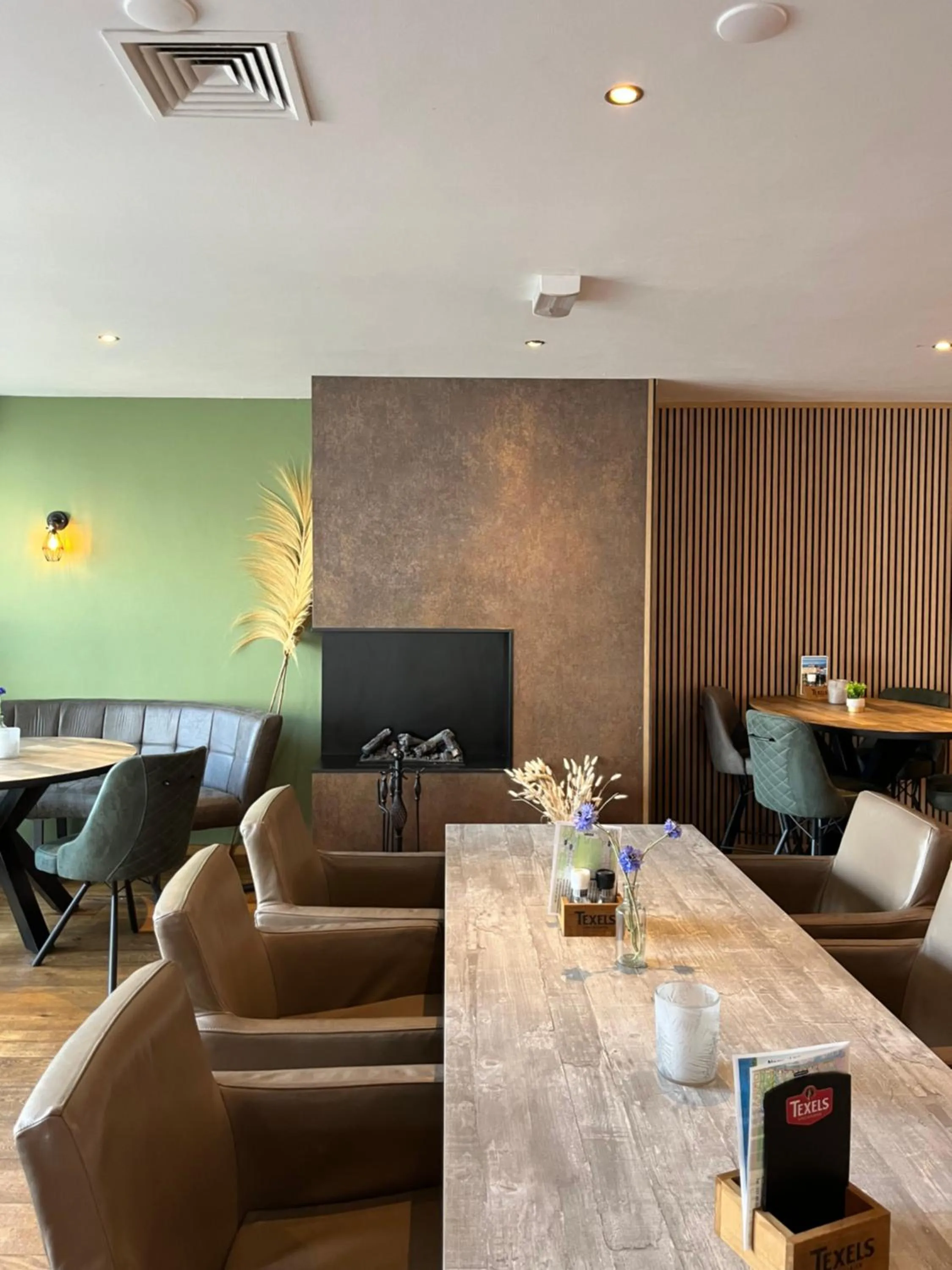 Restaurant/places to eat in Hotel de Pergola