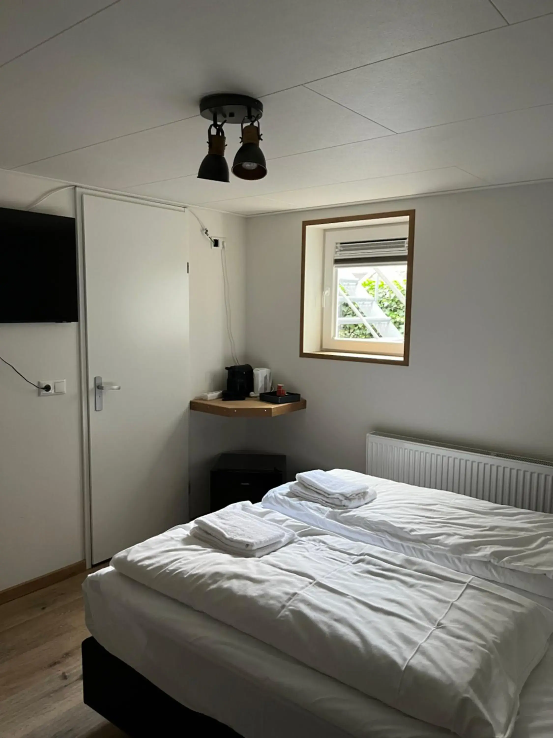 Single Room in Giethoorn Old Art Hotel Single Room in Giethoorn Old Art Hotel