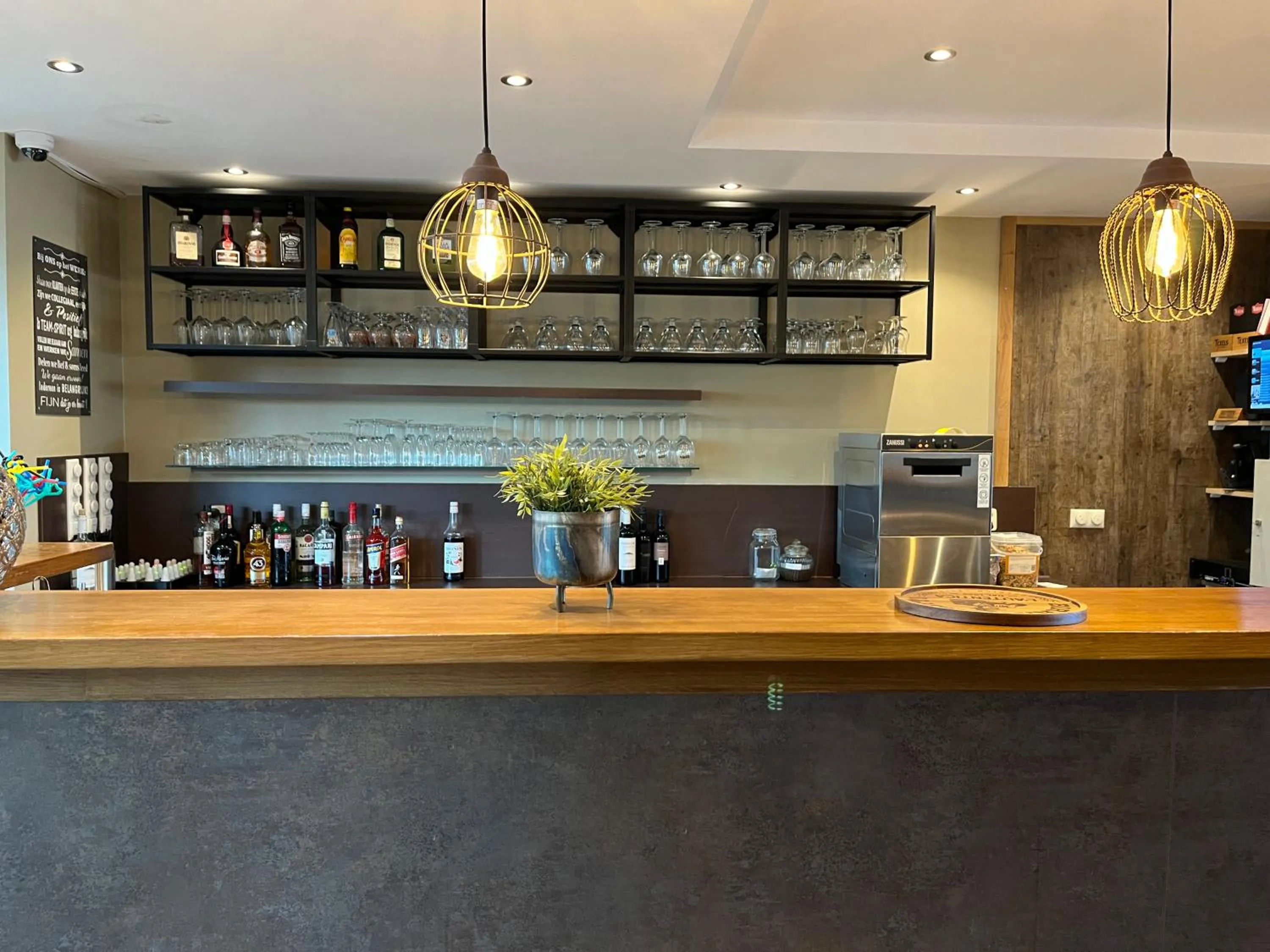 Restaurant/places to eat in Hotel de Pergola