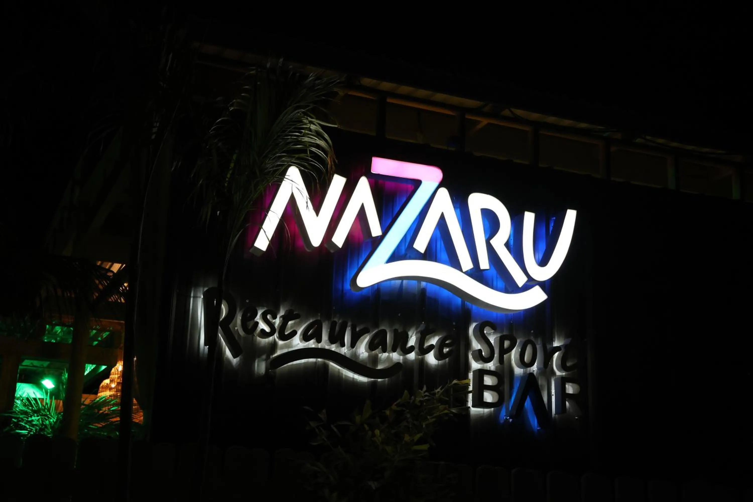 Restaurant/places to eat in Hotel Partenon Beach