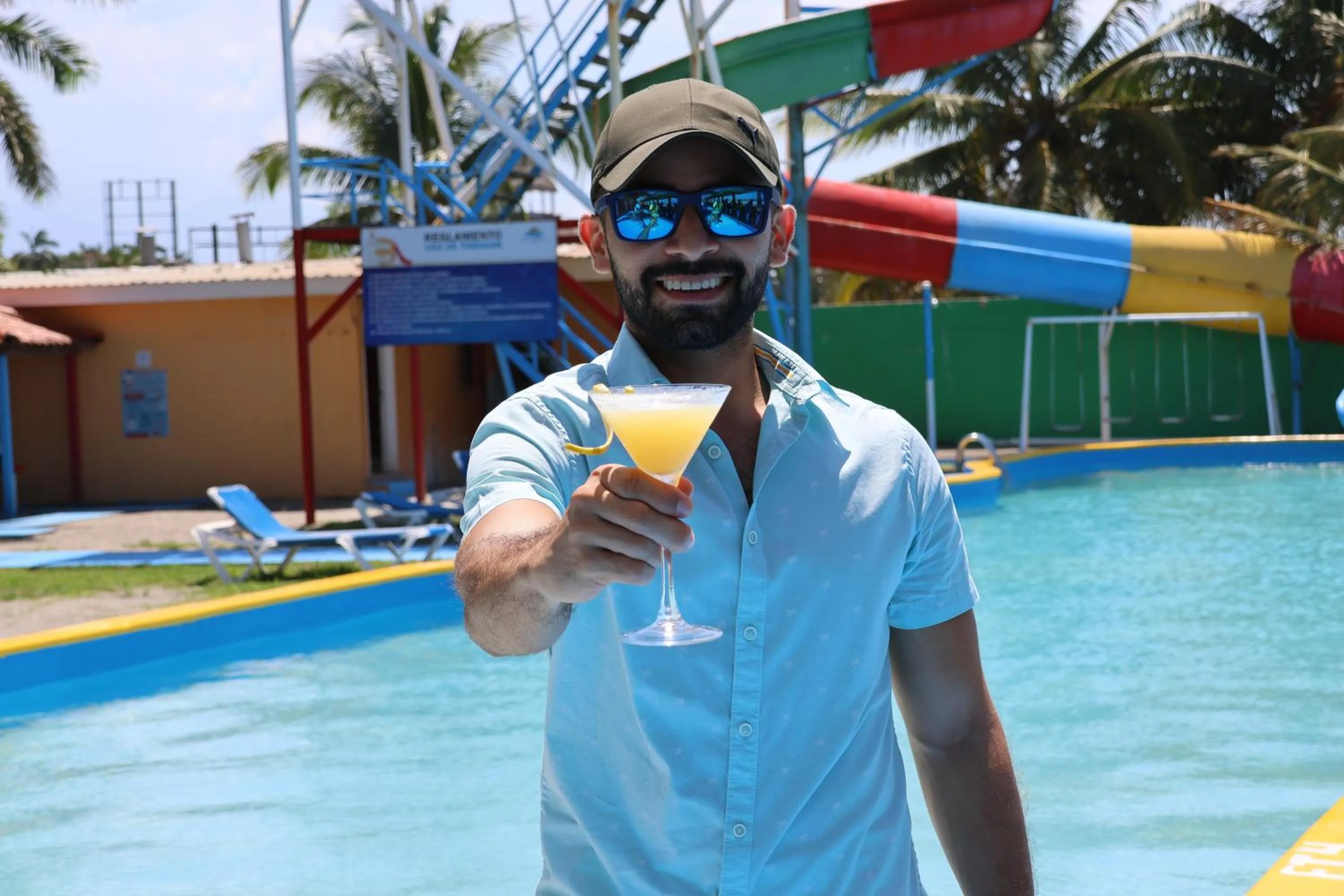 Swimming pool in Hotel Partenon Beach