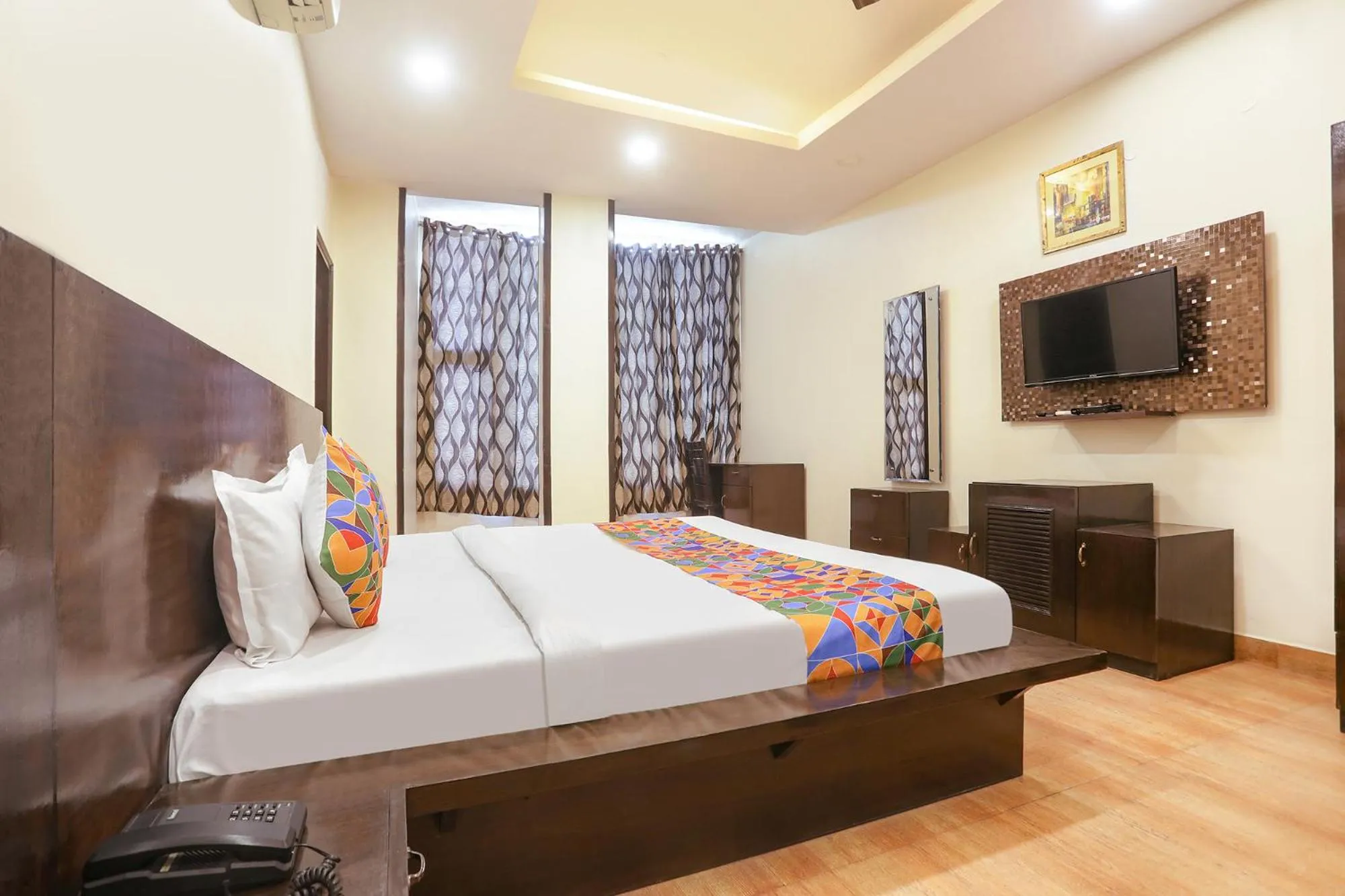 Bed in Via Rajdeep Palace
