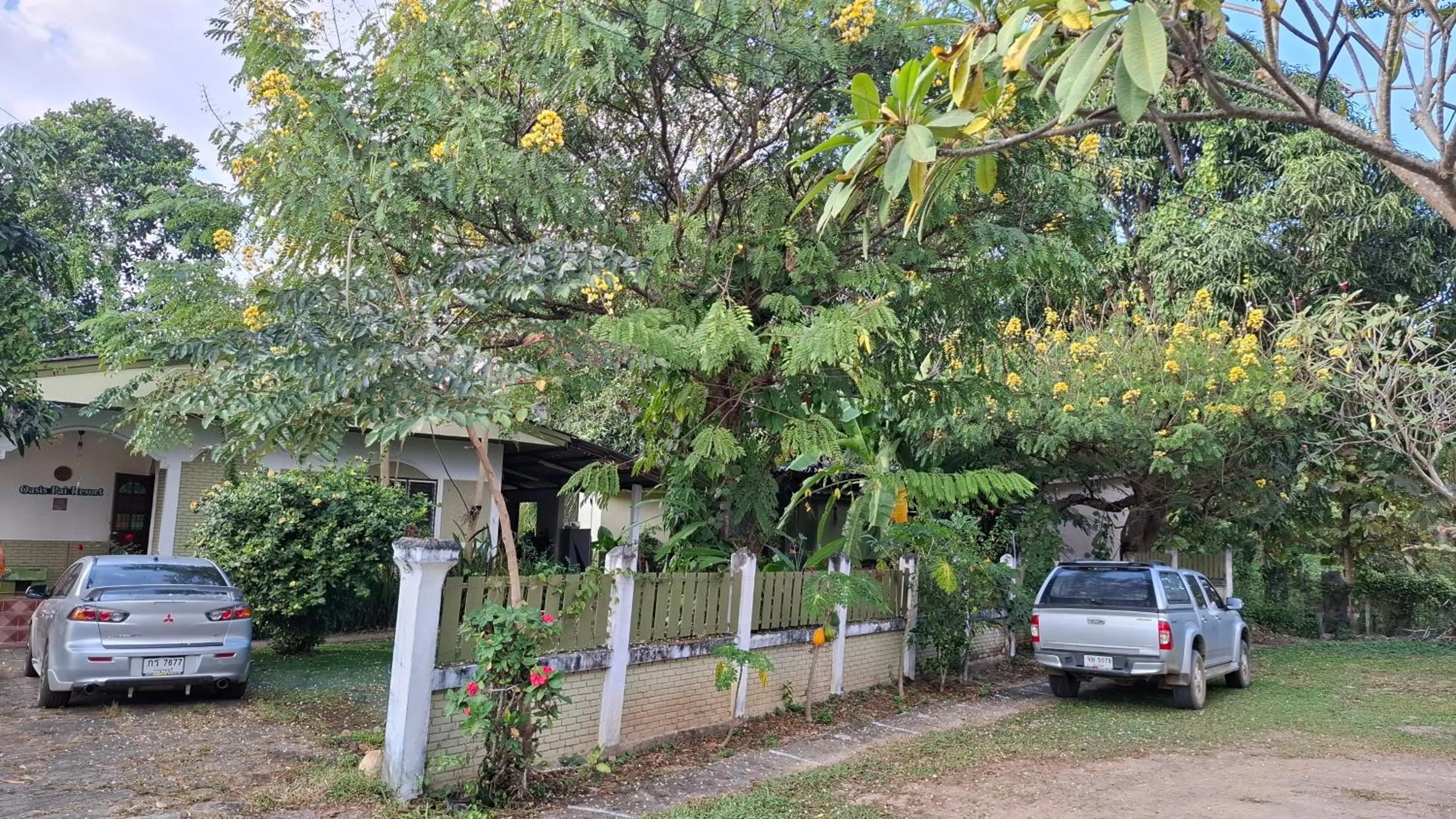 Property building in Oasis Pai Resort