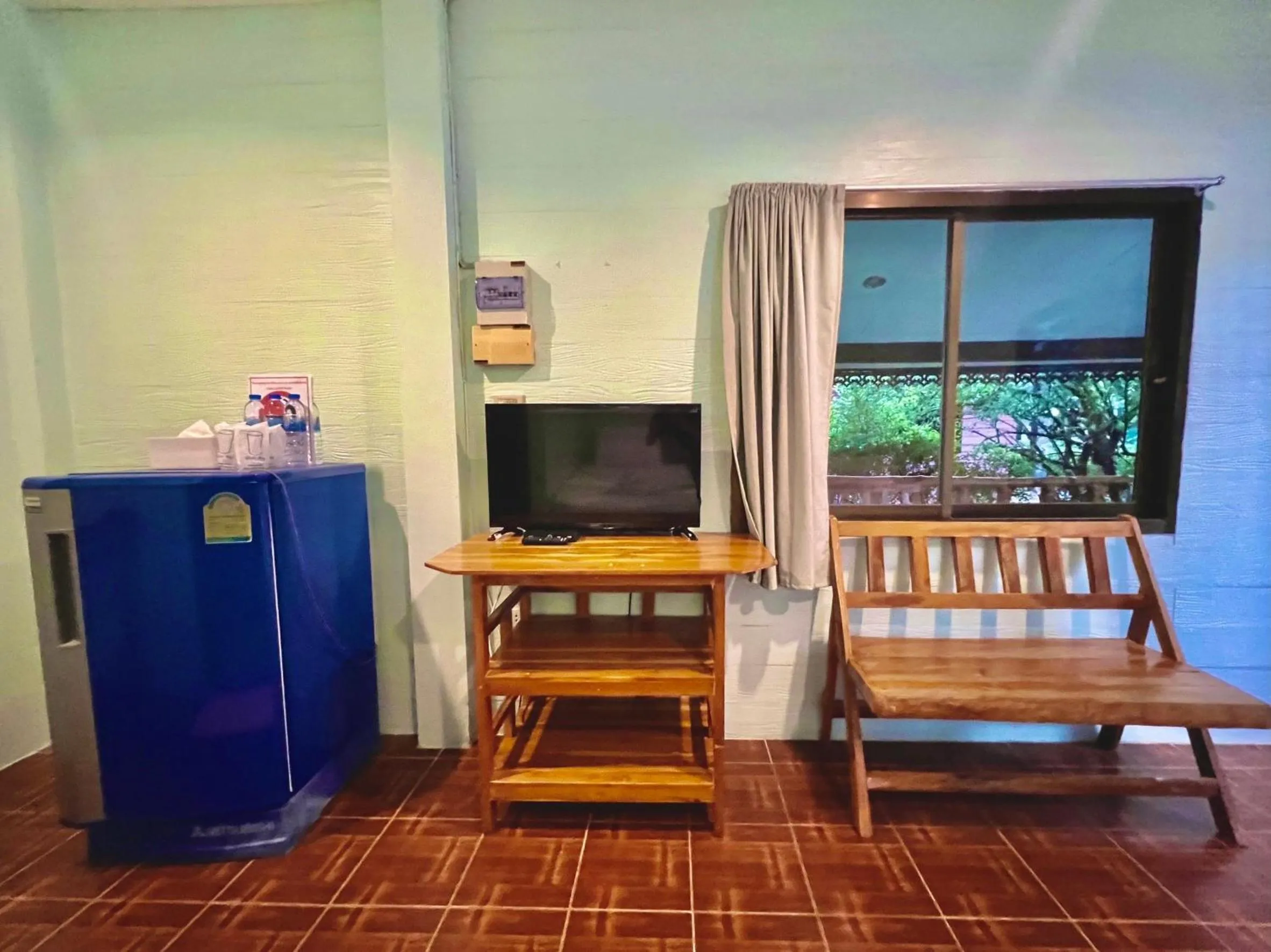 TV and multimedia in PHUPA BEACH Resort