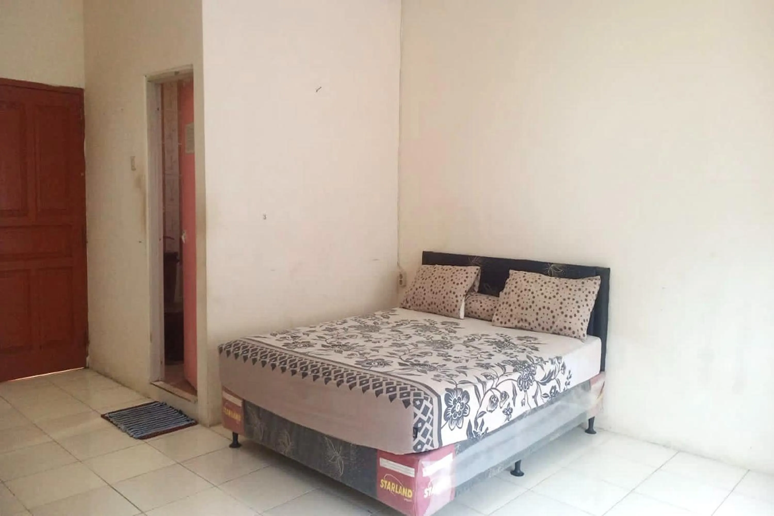 Bedroom, Bed in Aryani Suites Syariah