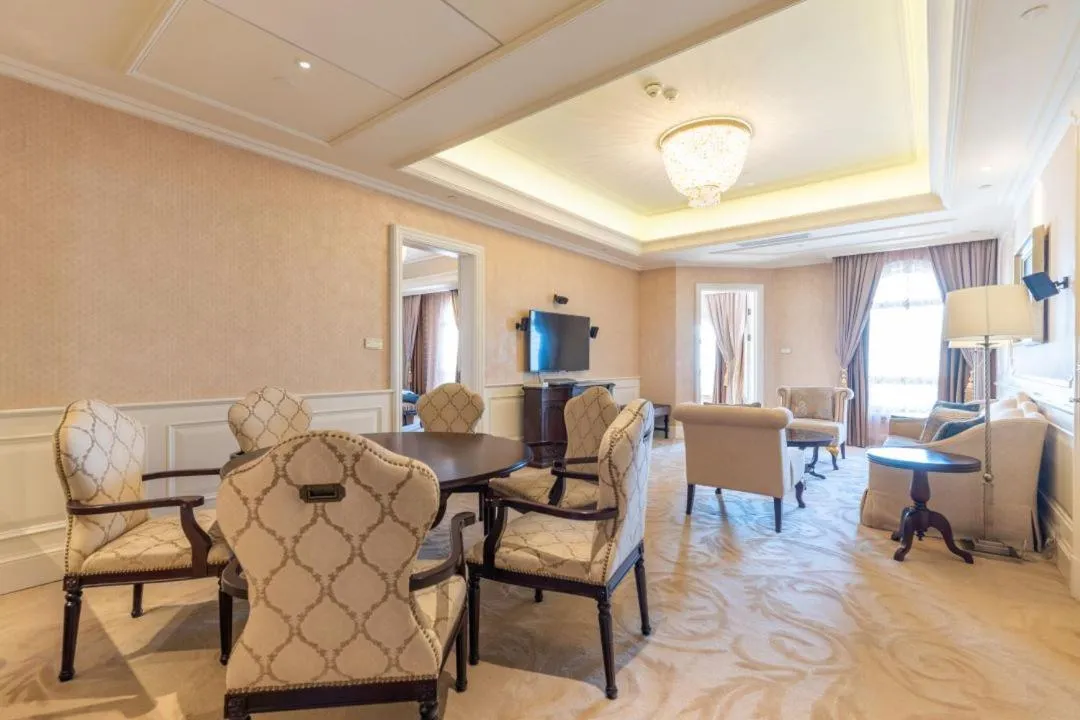 The Castle Hotel, a Luxury Collection Hotel, Dalian