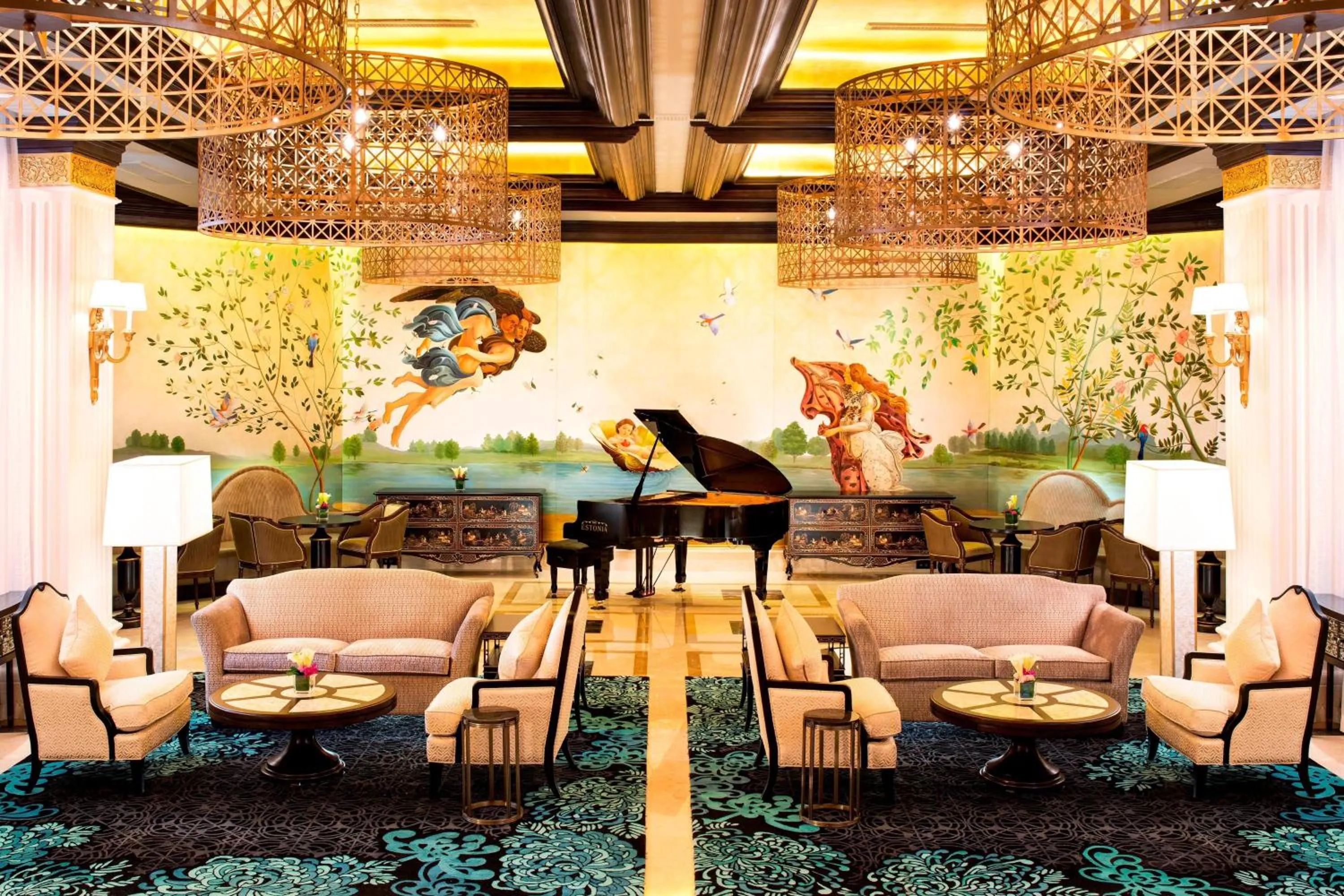 Lobby or reception in The Castle Hotel, a Luxury Collection Hotel, Dalian