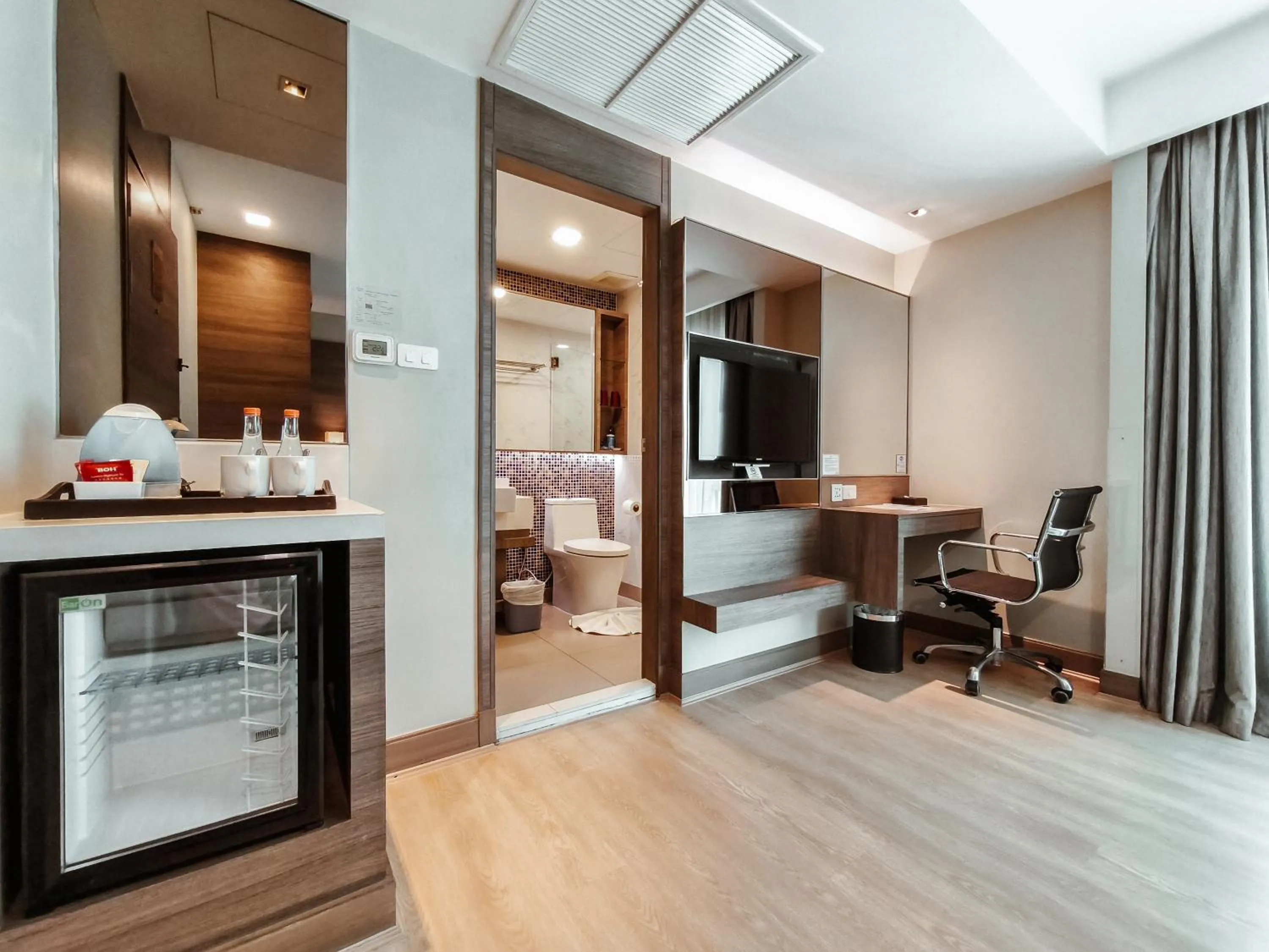 Bedroom, Bed in Citrus Sukhumvit 11 by Compass Hospitality