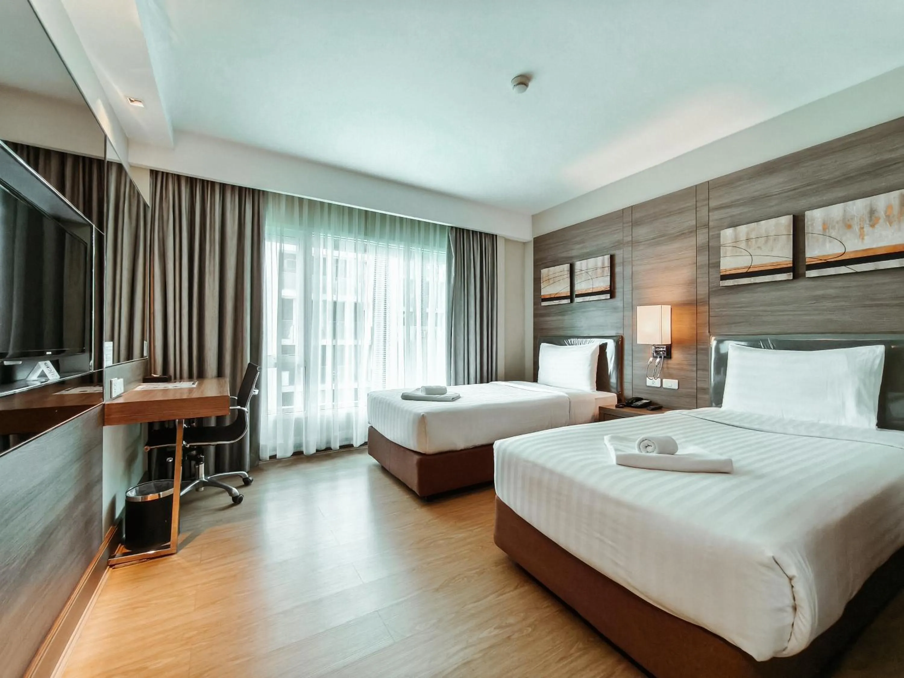 Bed in Citrus Sukhumvit 11 by Compass Hospitality