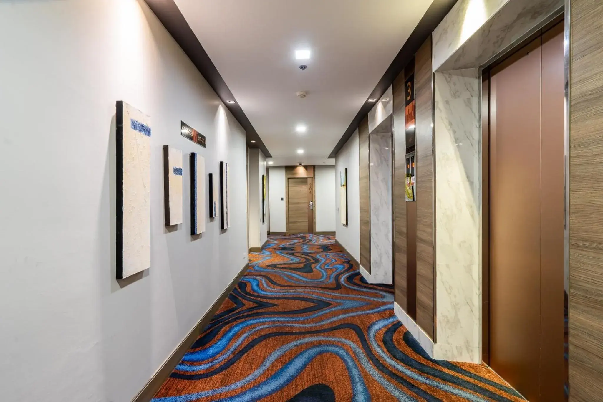 Property building in Citrus Sukhumvit 11 by Compass Hospitality Property building in Citrus Sukhumvit 11 by Compass Hospitality
