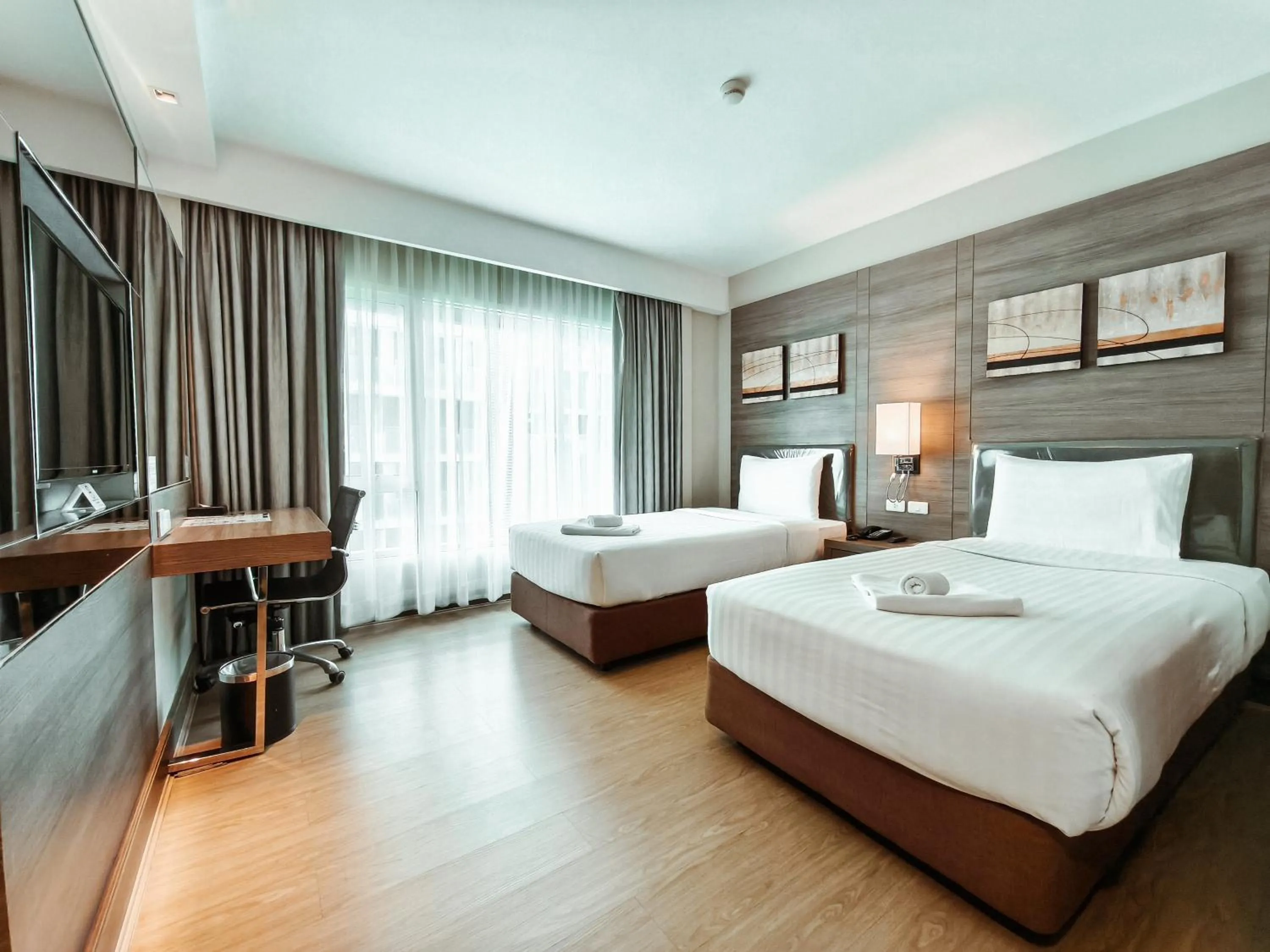 Bed in Citrus Sukhumvit 11 by Compass Hospitality